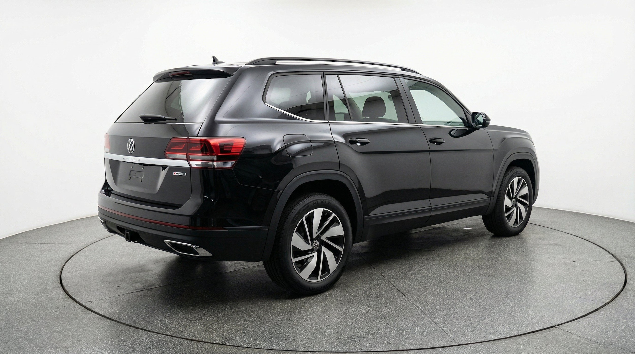 Thumbnail: 2026 Volkswagen Atlas - 9