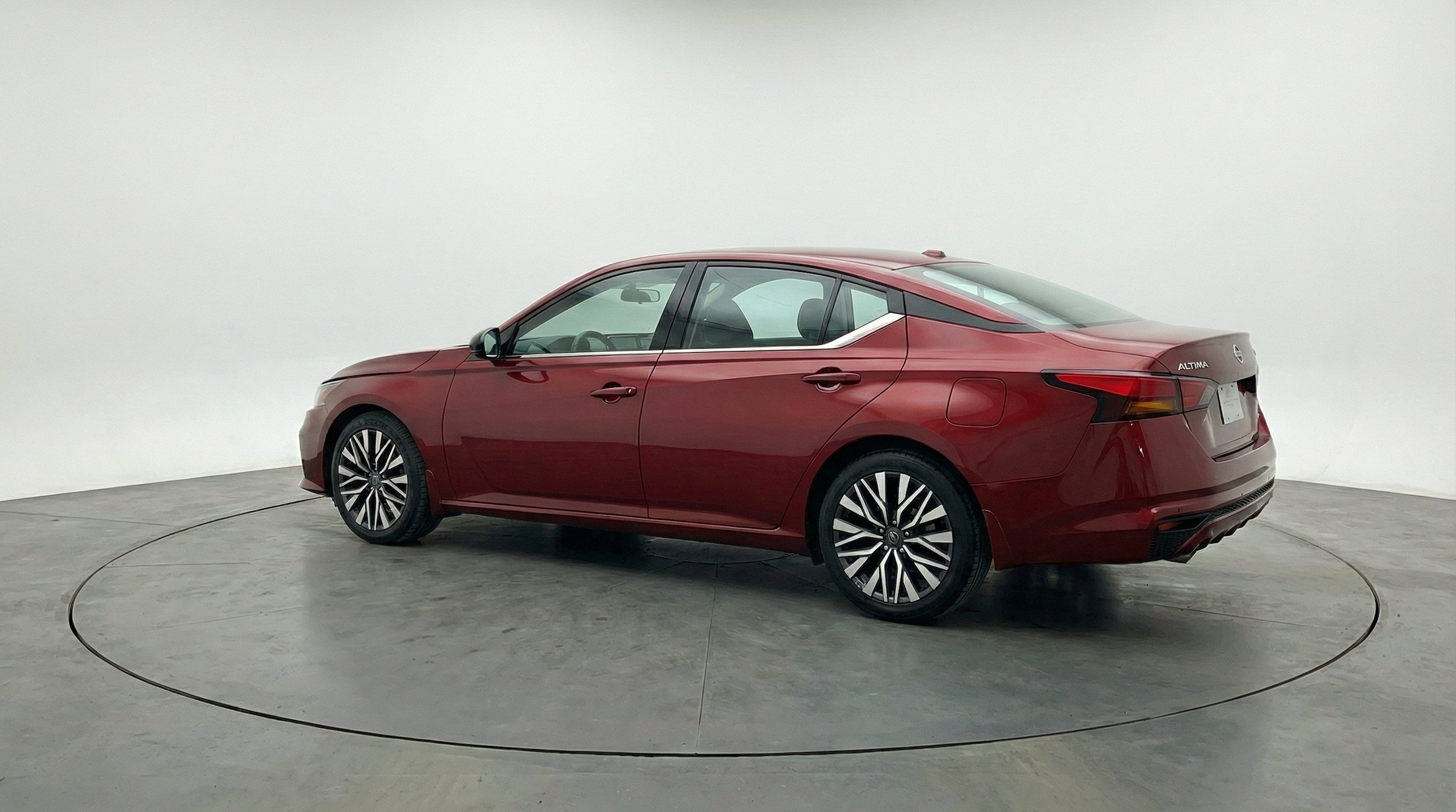 Thumbnail: 2025 Nissan Altima - 6