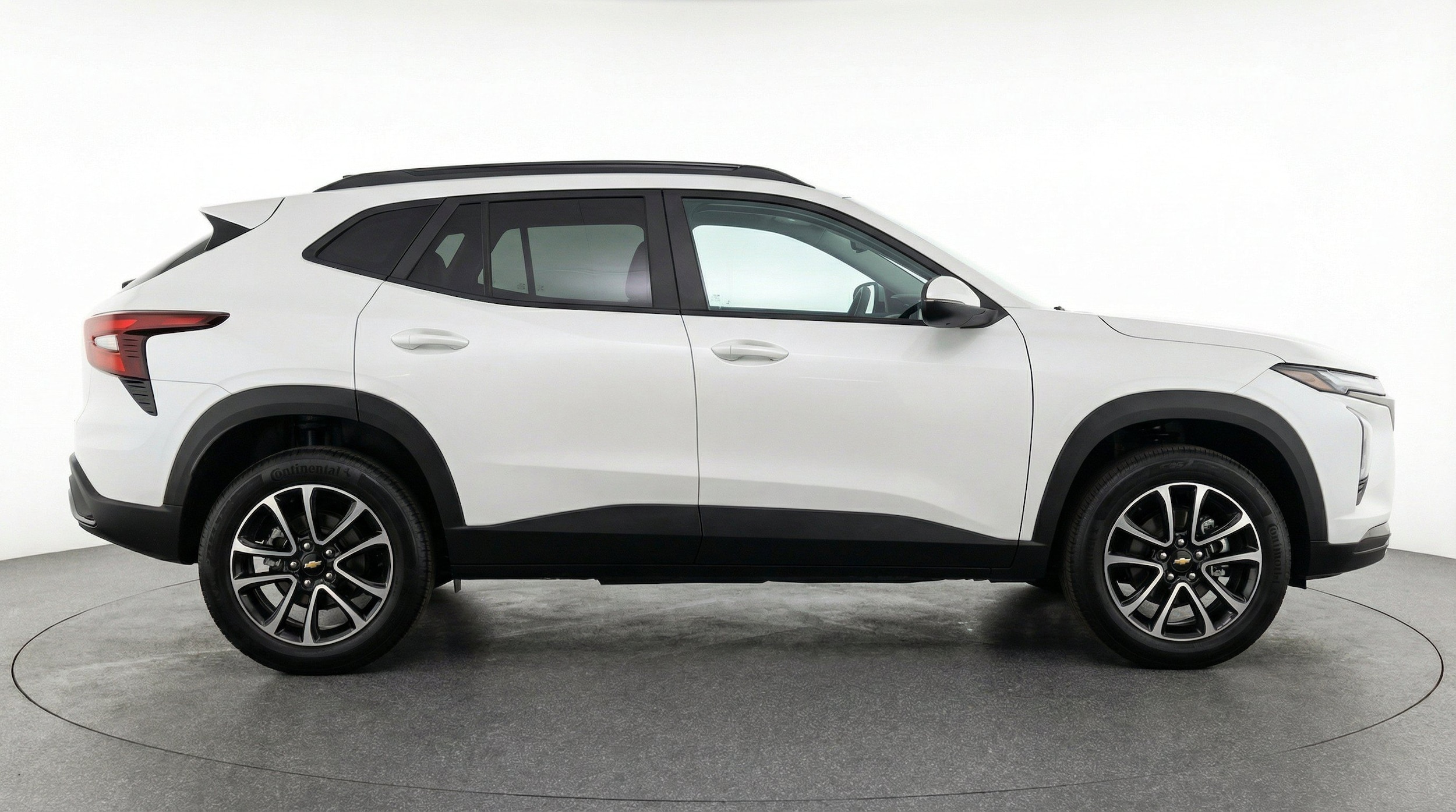 Thumbnail: 2025 Chevrolet TrailBlazer - 10