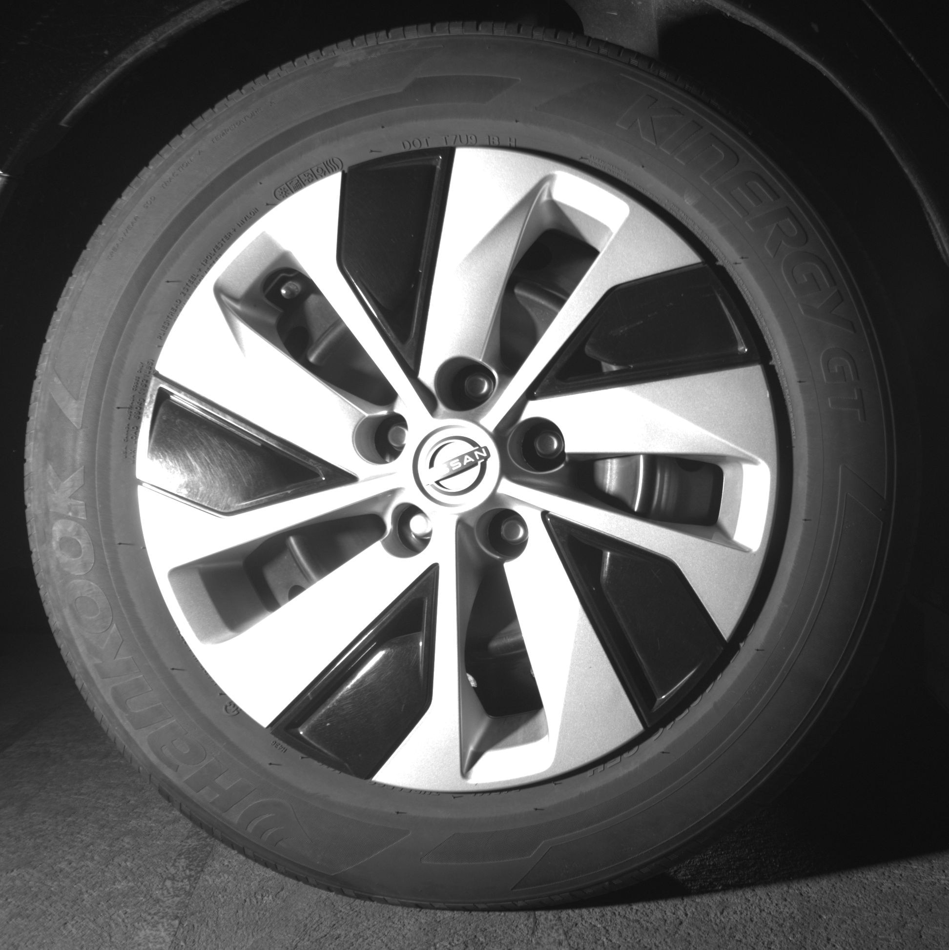 Thumbnail: 2023 Nissan Altima - 12