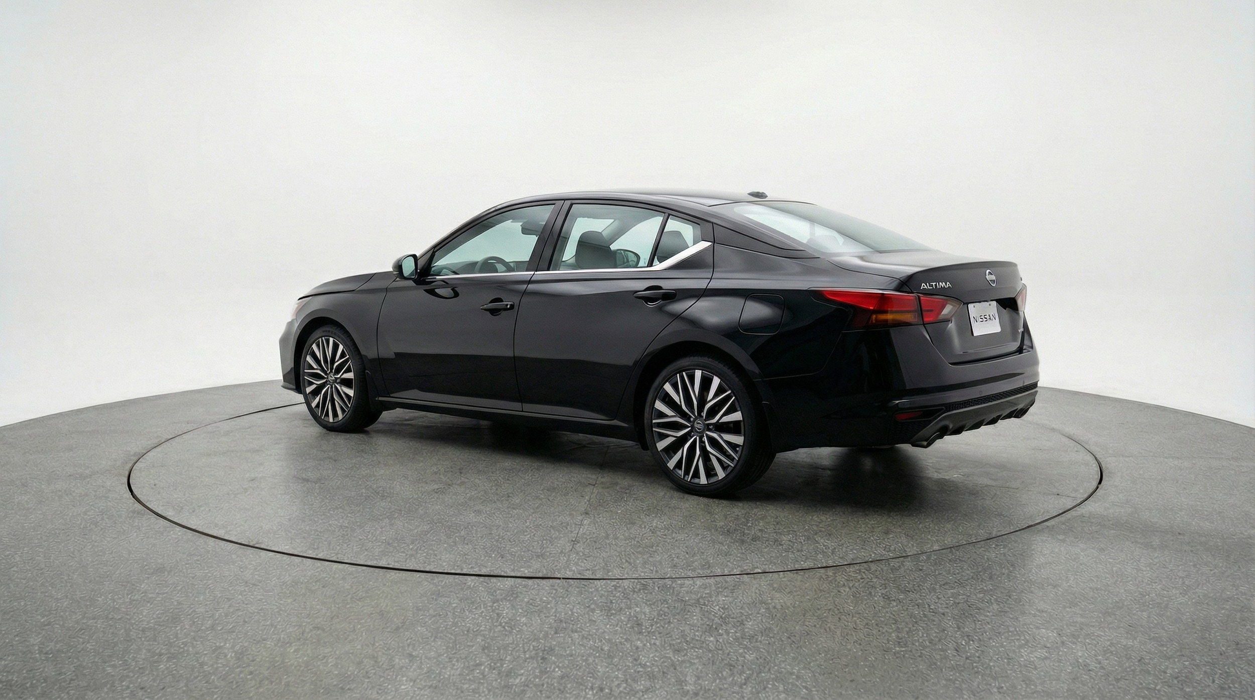 Thumbnail: 2025 Nissan Altima - 6