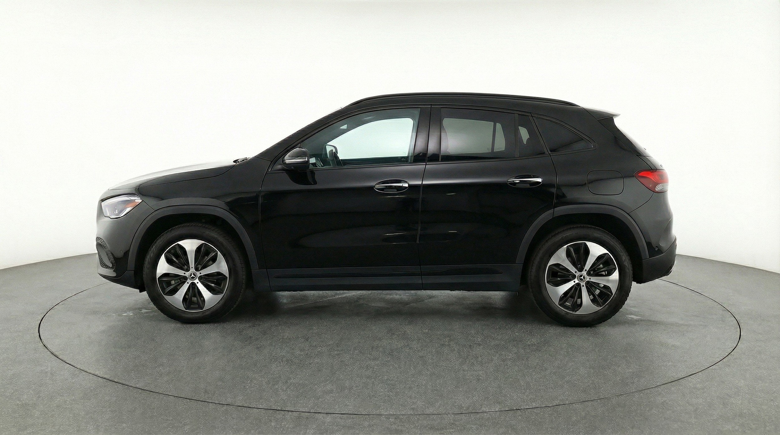 Thumbnail: 2025 Mercedes-Benz GLA - 5