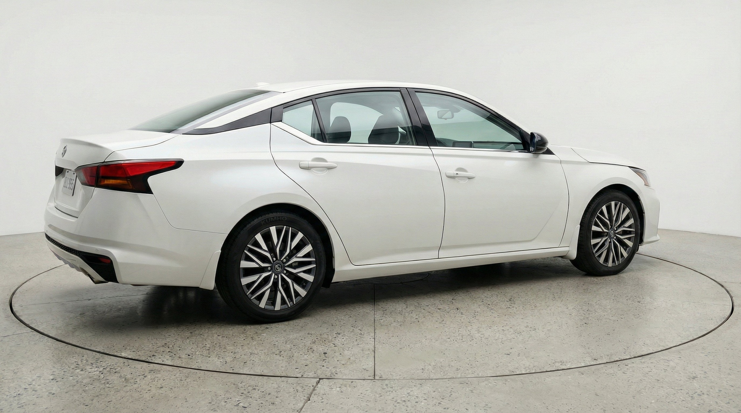 Thumbnail: 2025 Nissan Altima - 9