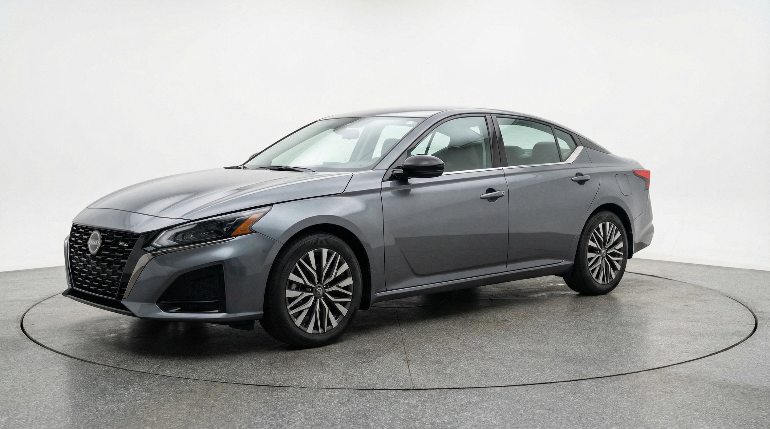 Thumbnail: 2025 Nissan Altima - 3
