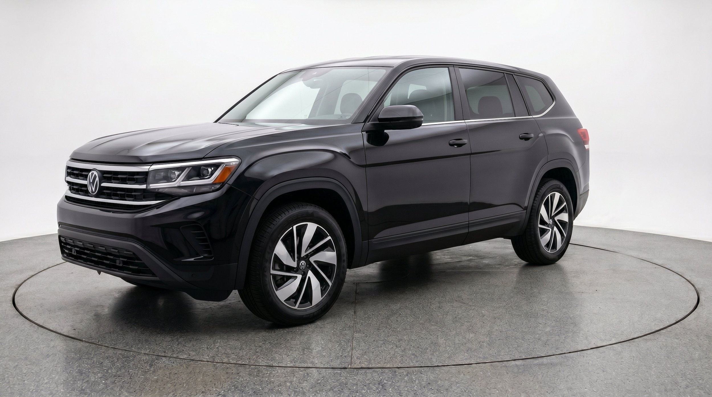 Thumbnail: 2026 Volkswagen Atlas - 3