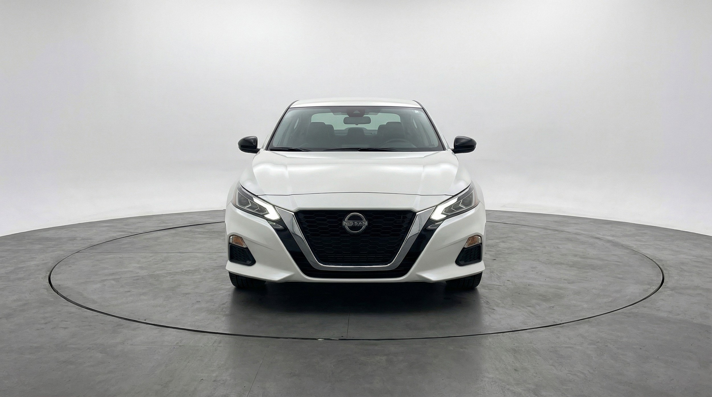Thumbnail: 2025 Nissan Altima - 2