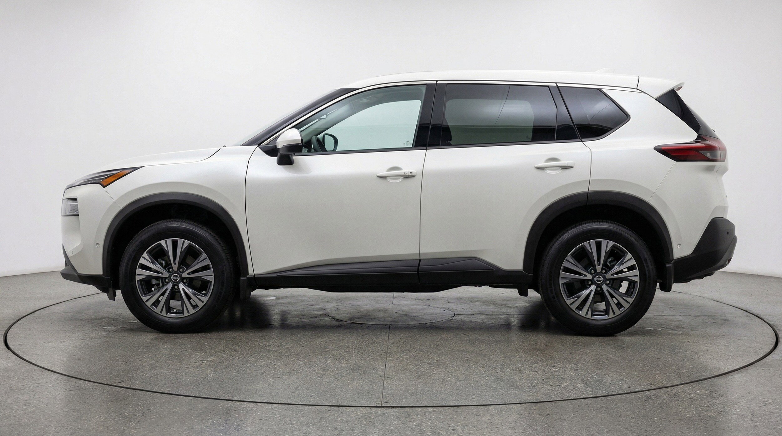 Thumbnail: 2025 Nissan Rogue - 5