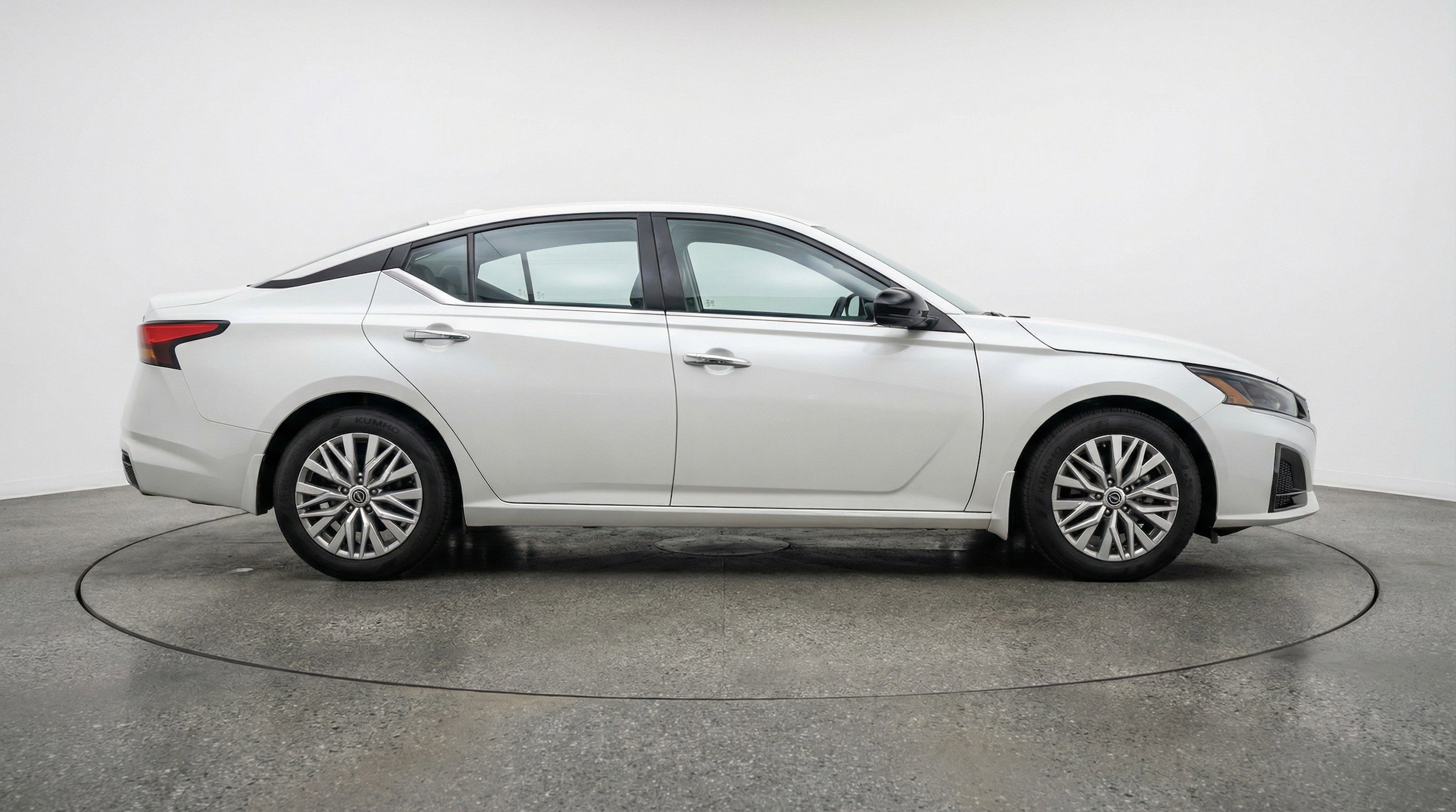 Thumbnail: 2025 Nissan Altima - 11