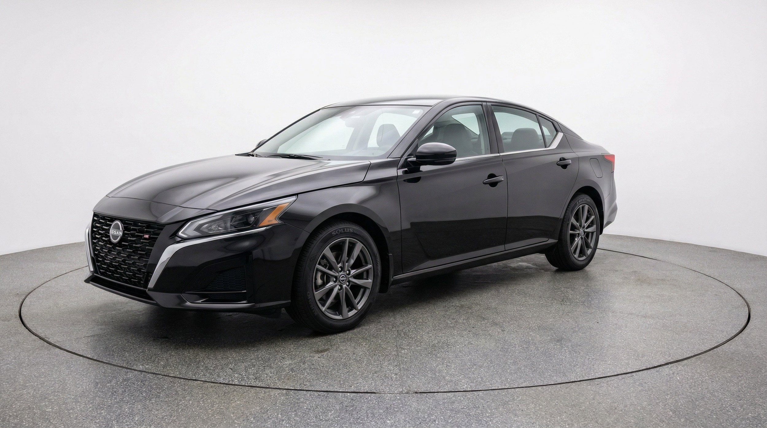 Thumbnail: 2025 Nissan Altima - 3