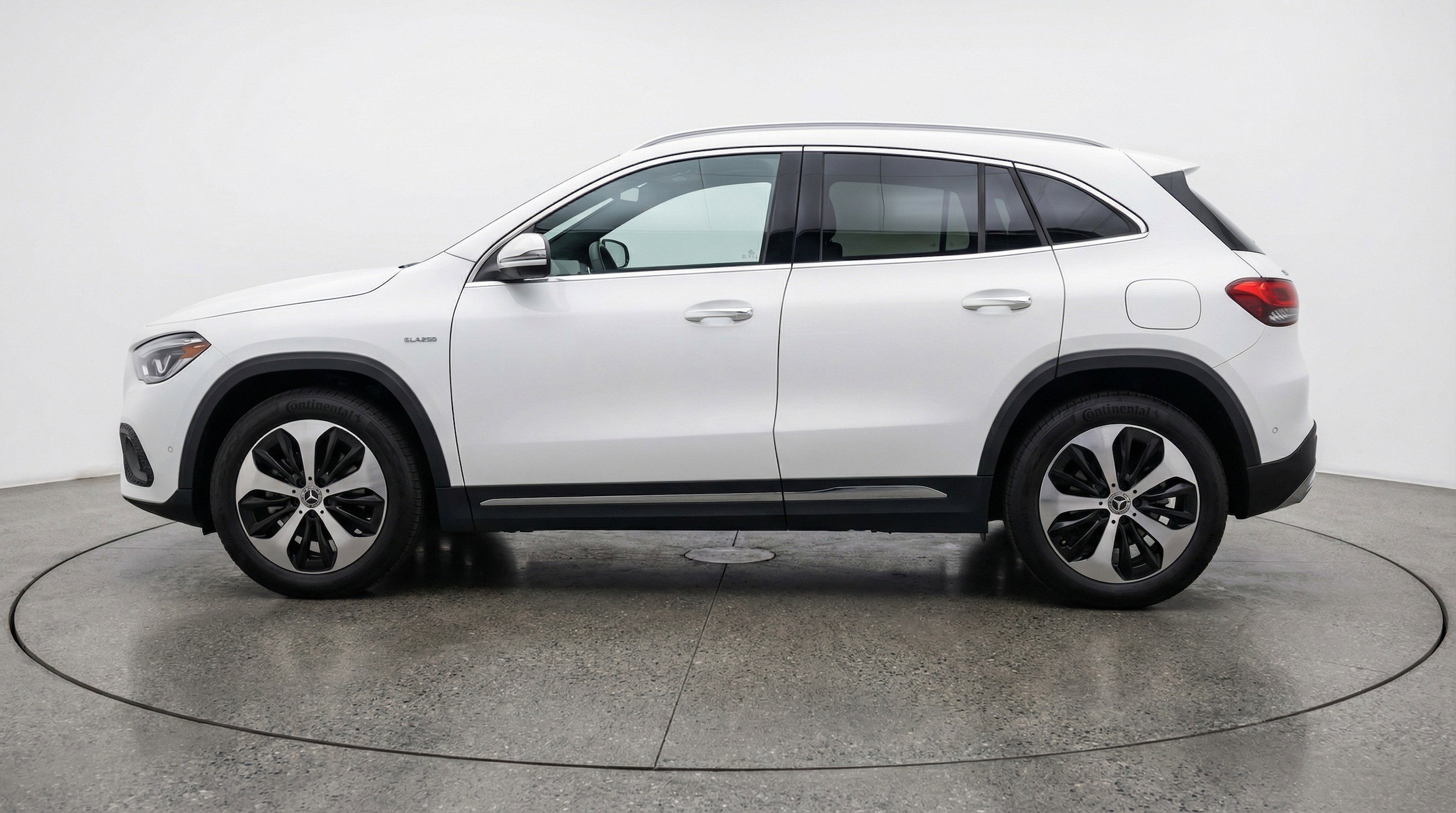 Thumbnail: 2025 Mercedes-Benz GLA - 5
