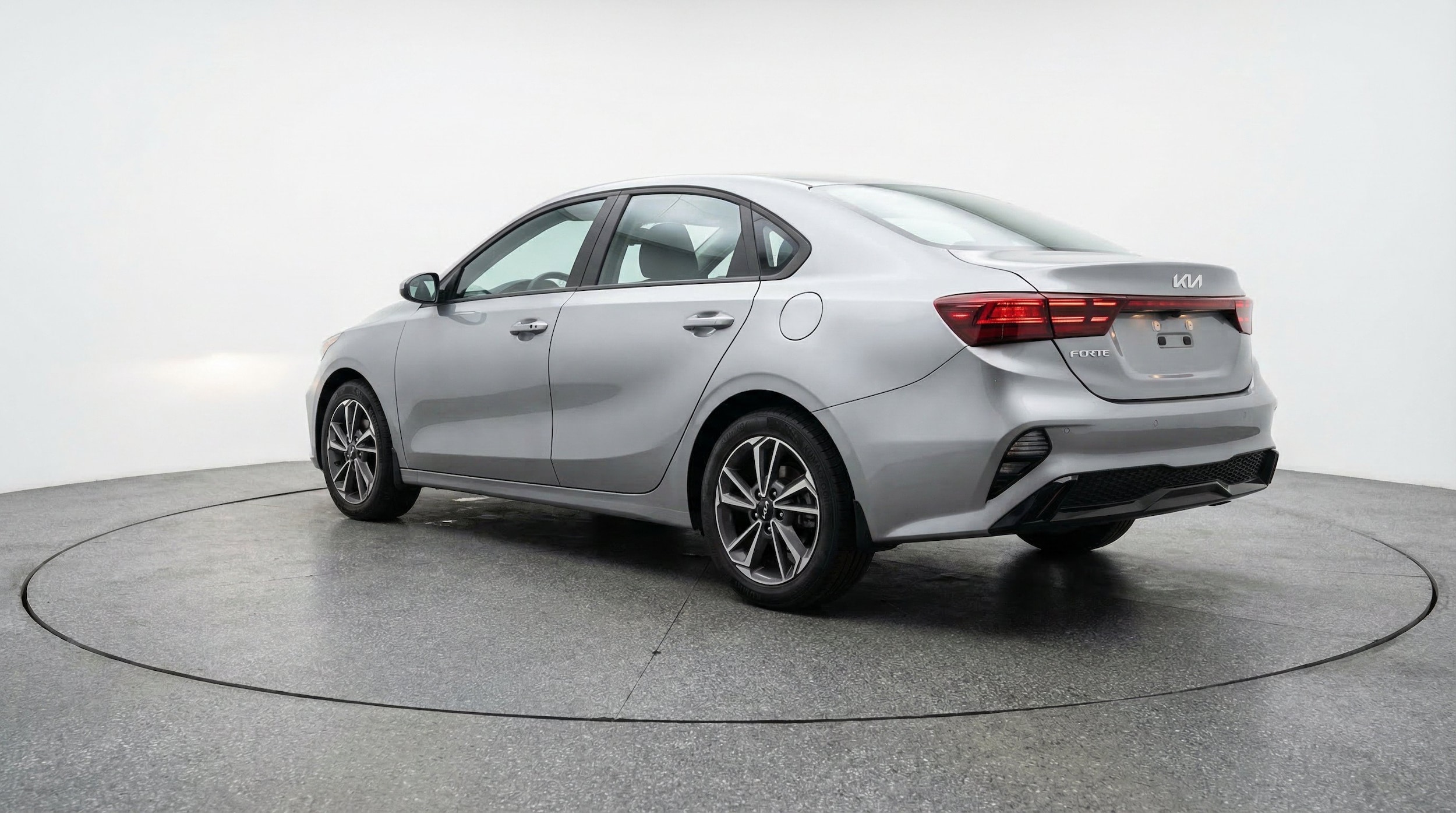 Thumbnail: 2024 Kia Forte - 6