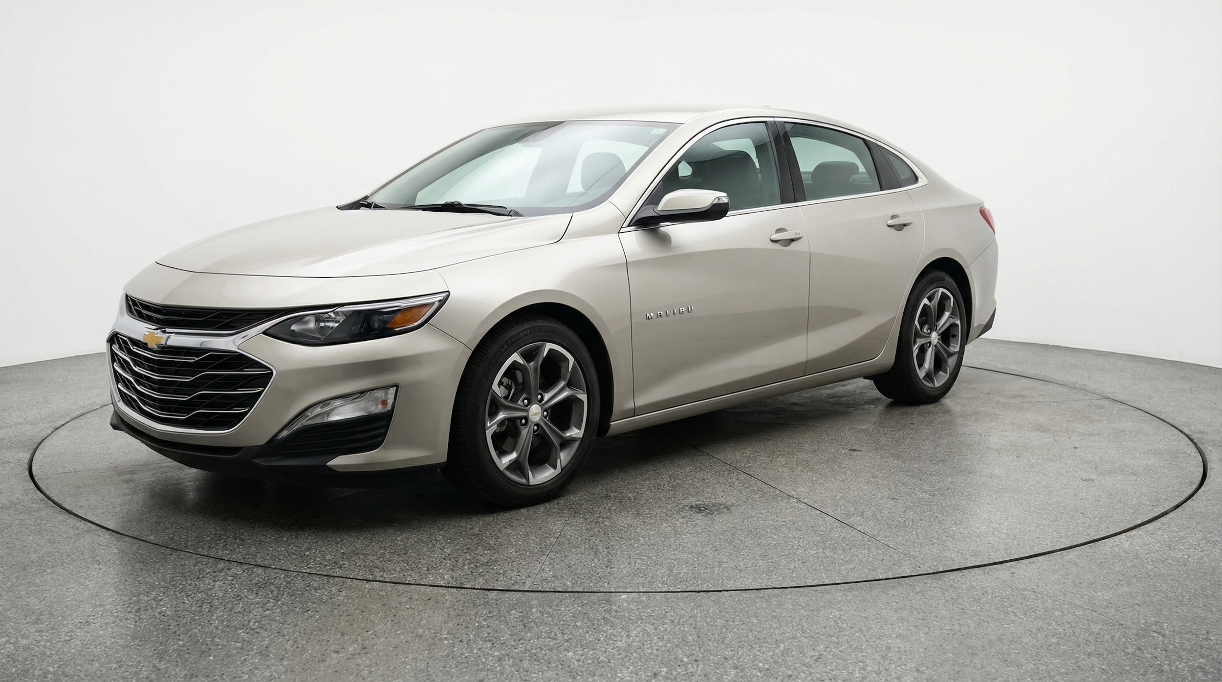 Thumbnail: 2024 Chevrolet Malibu - 3