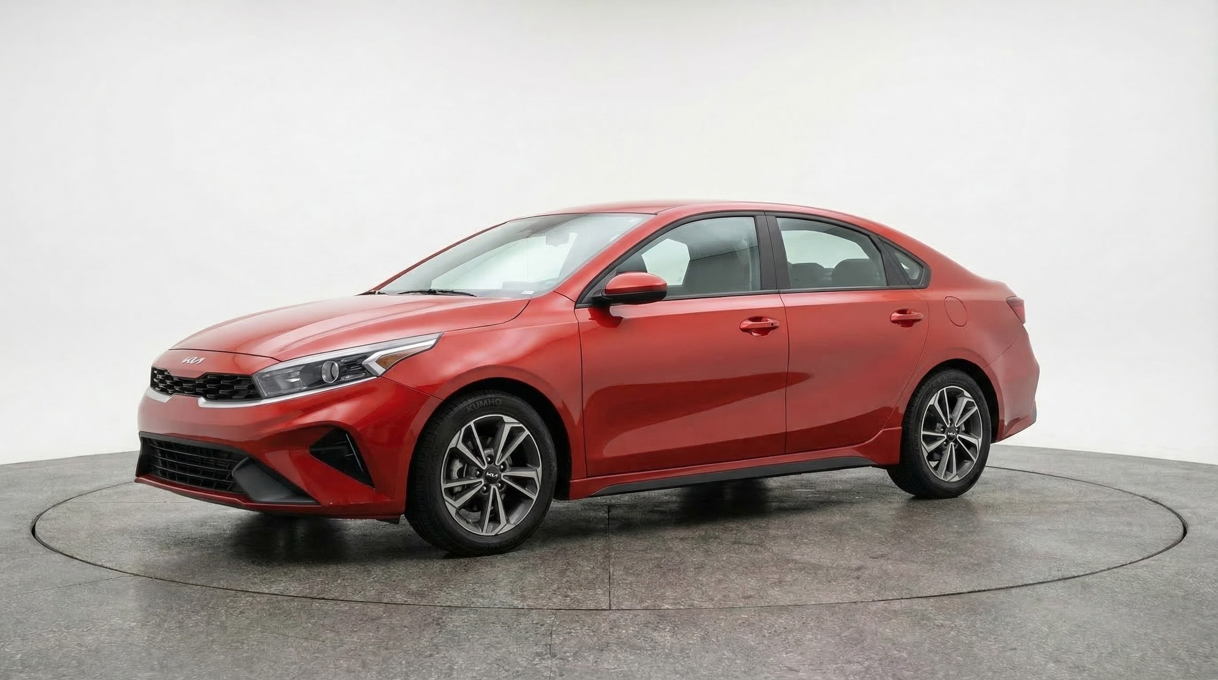 Thumbnail: 2024 Kia Forte - 3