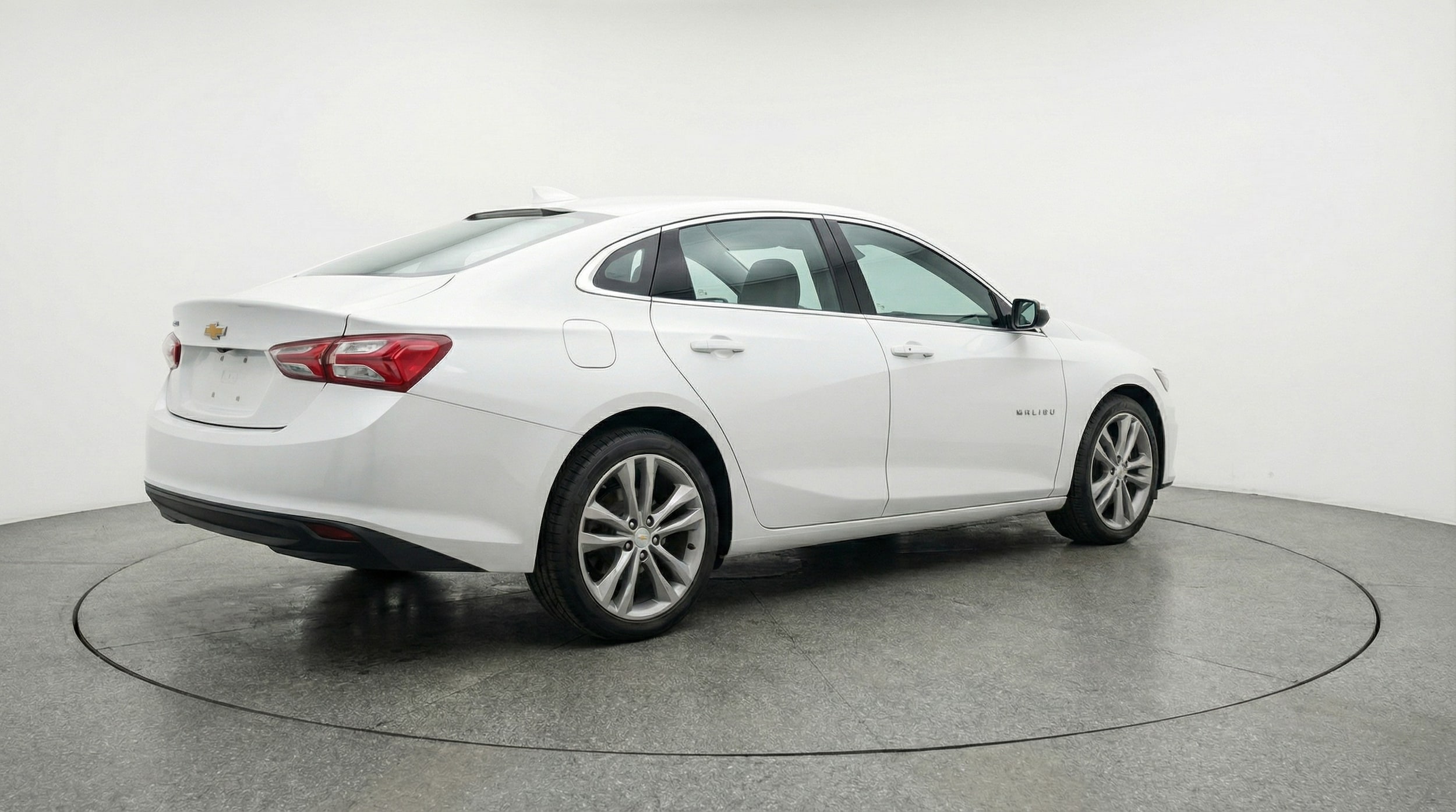 Thumbnail: 2024 Chevrolet Malibu - 7