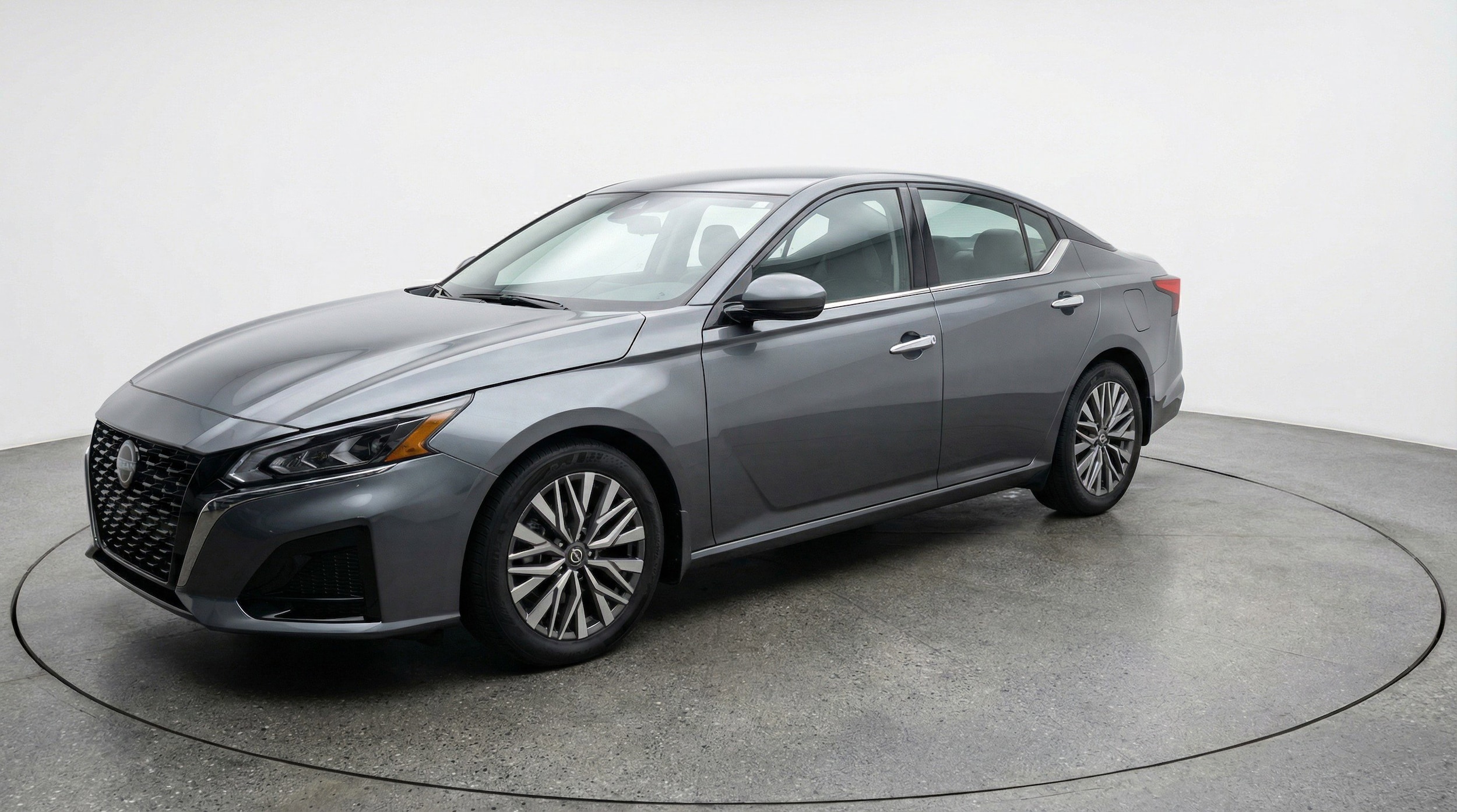 Thumbnail: 2025 Nissan Altima - 3