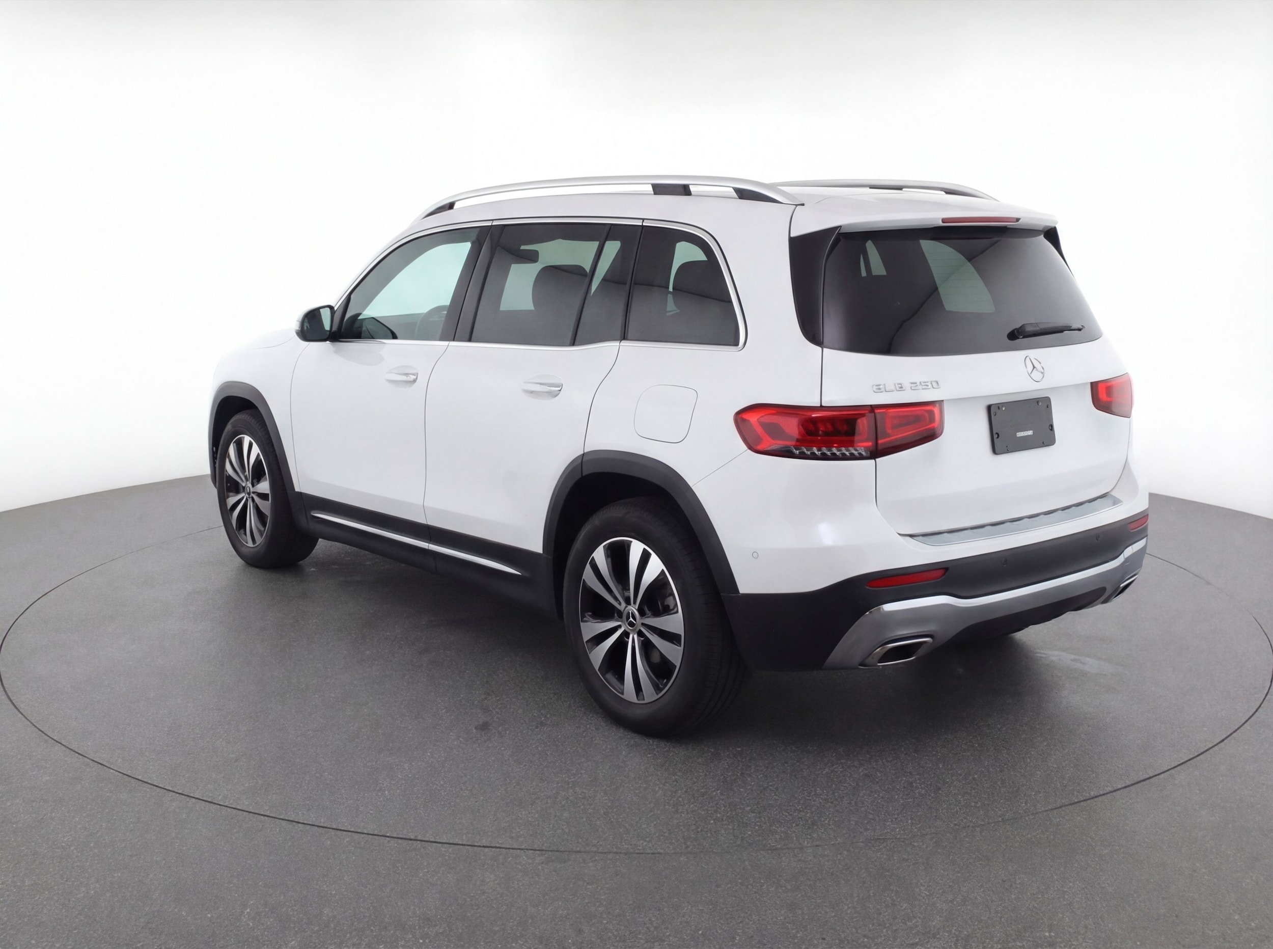 Thumbnail: 2024 Mercedes-Benz GLB - 5