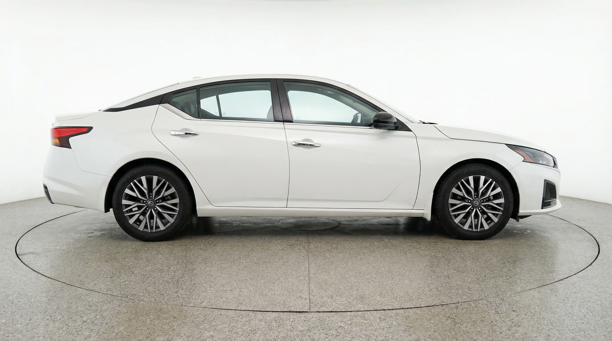Thumbnail: 2025 Nissan Altima - 11