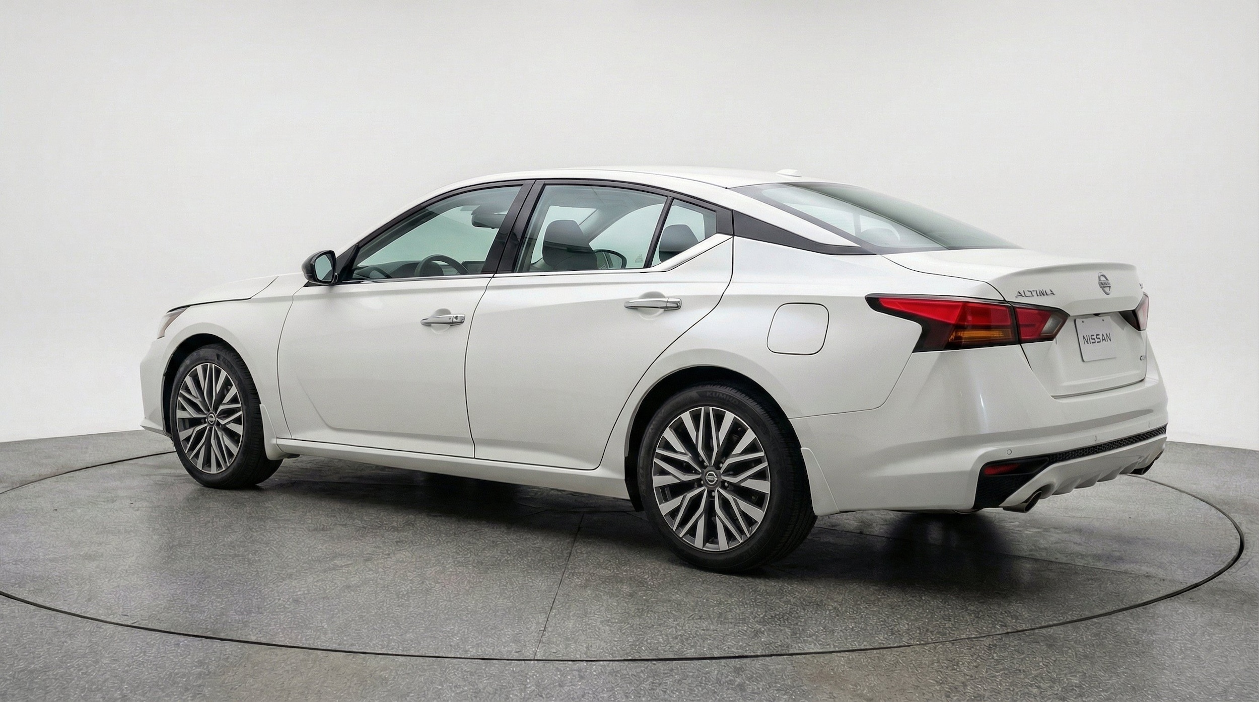 Thumbnail: 2025 Nissan Altima - 6