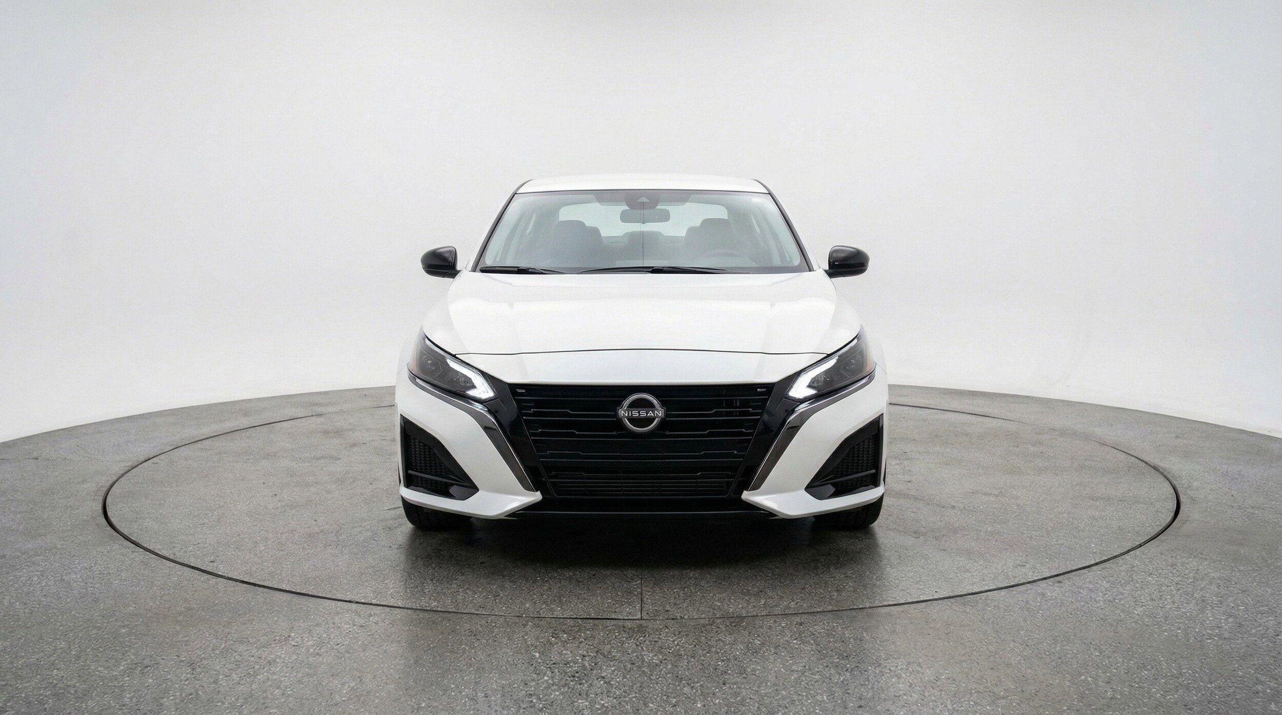 Thumbnail: 2025 Nissan Altima - 2