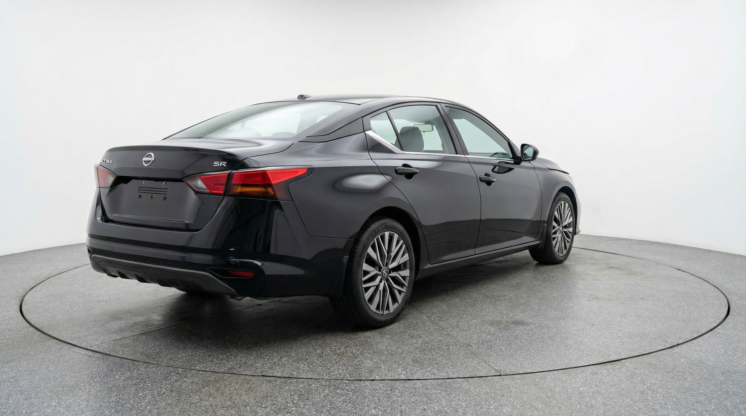 Thumbnail: 2025 Nissan Altima - 9