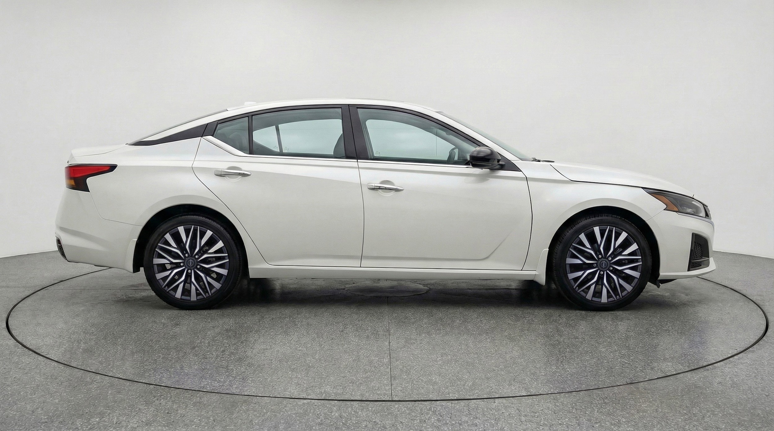 Thumbnail: 2025 Nissan Altima - 11