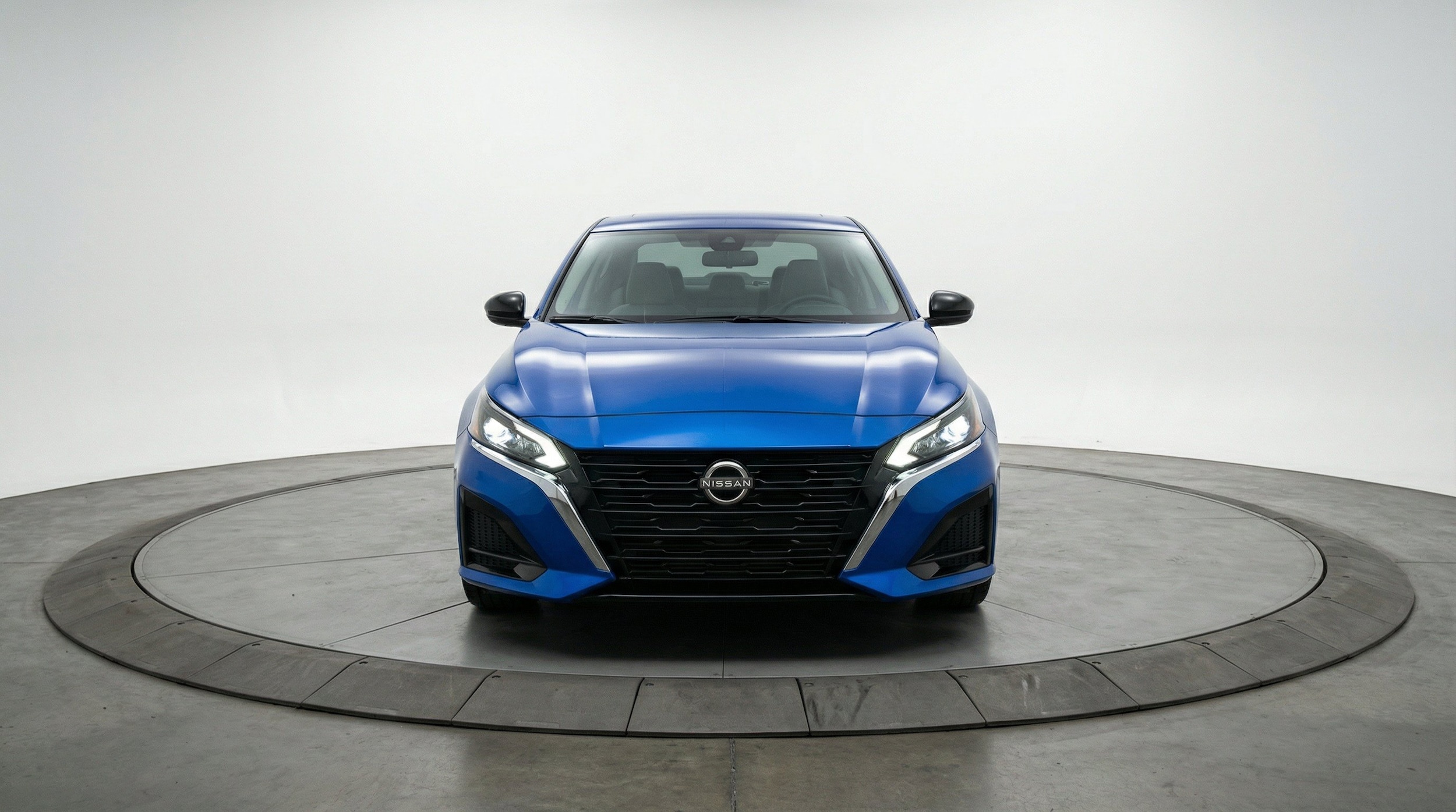 Thumbnail: 2025 Nissan Altima - 2