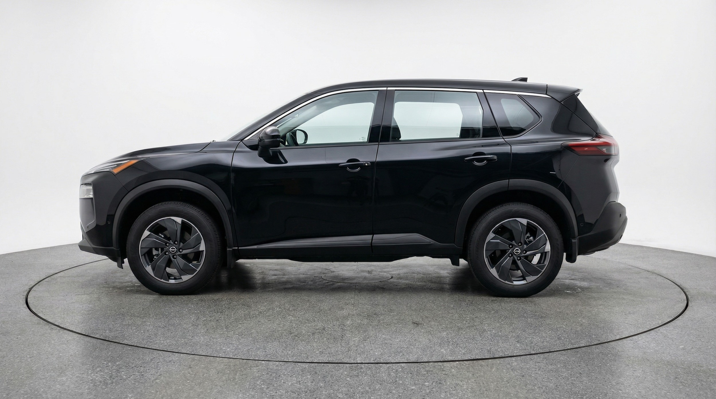 Thumbnail: 2025 Nissan Rogue - 4