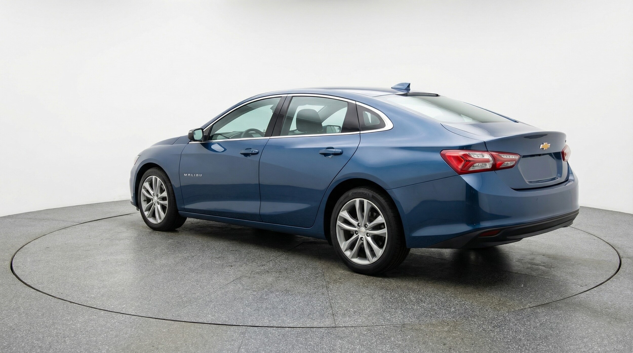Thumbnail: 2024 Chevrolet Malibu - 5