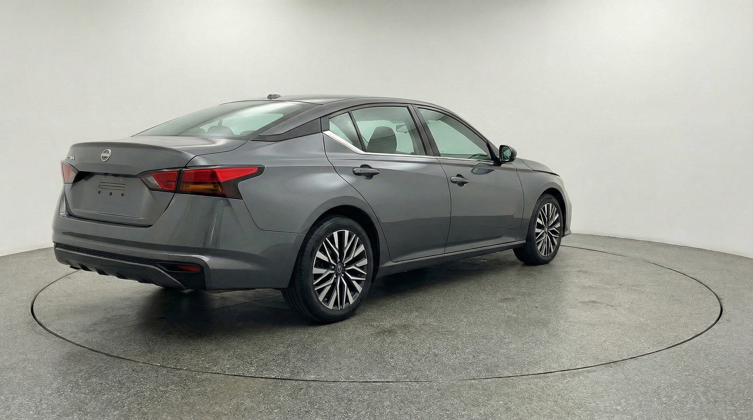 Thumbnail: 2025 Nissan Altima - 9