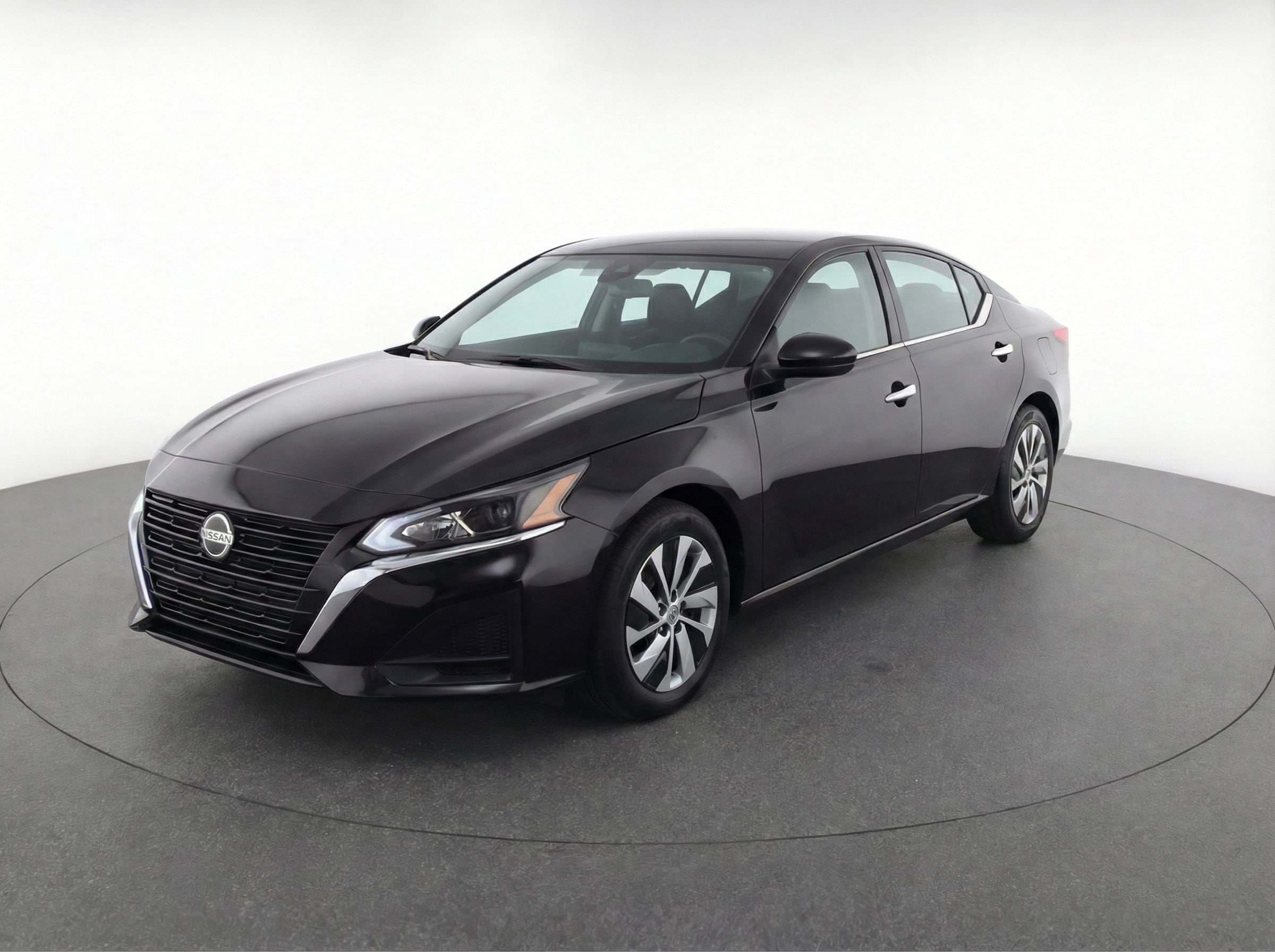 Thumbnail: 2023 Nissan Altima - 3