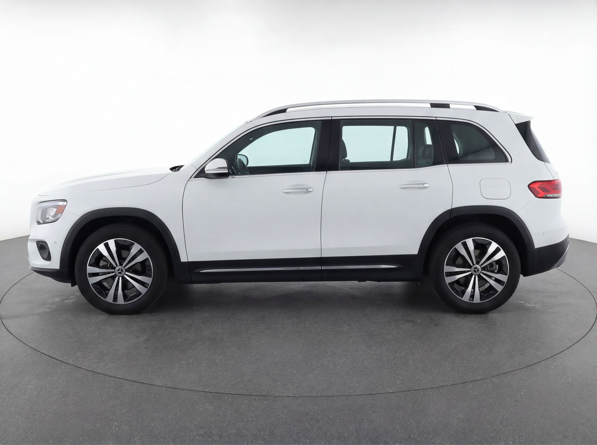 Thumbnail: 2024 Mercedes-Benz GLB - 5