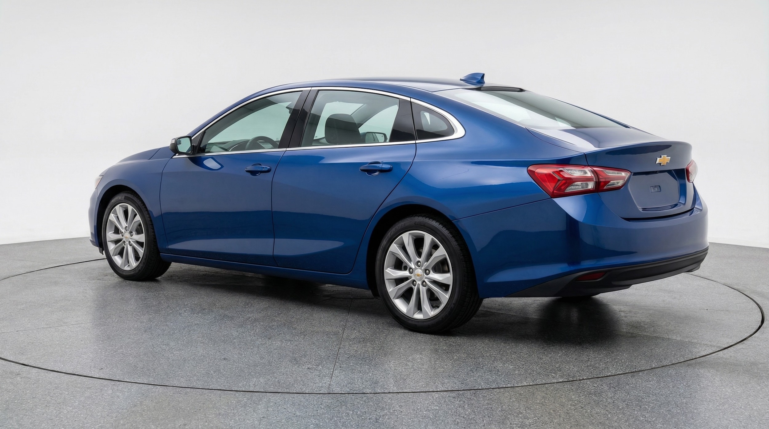 Thumbnail: 2024 Chevrolet Malibu - 5