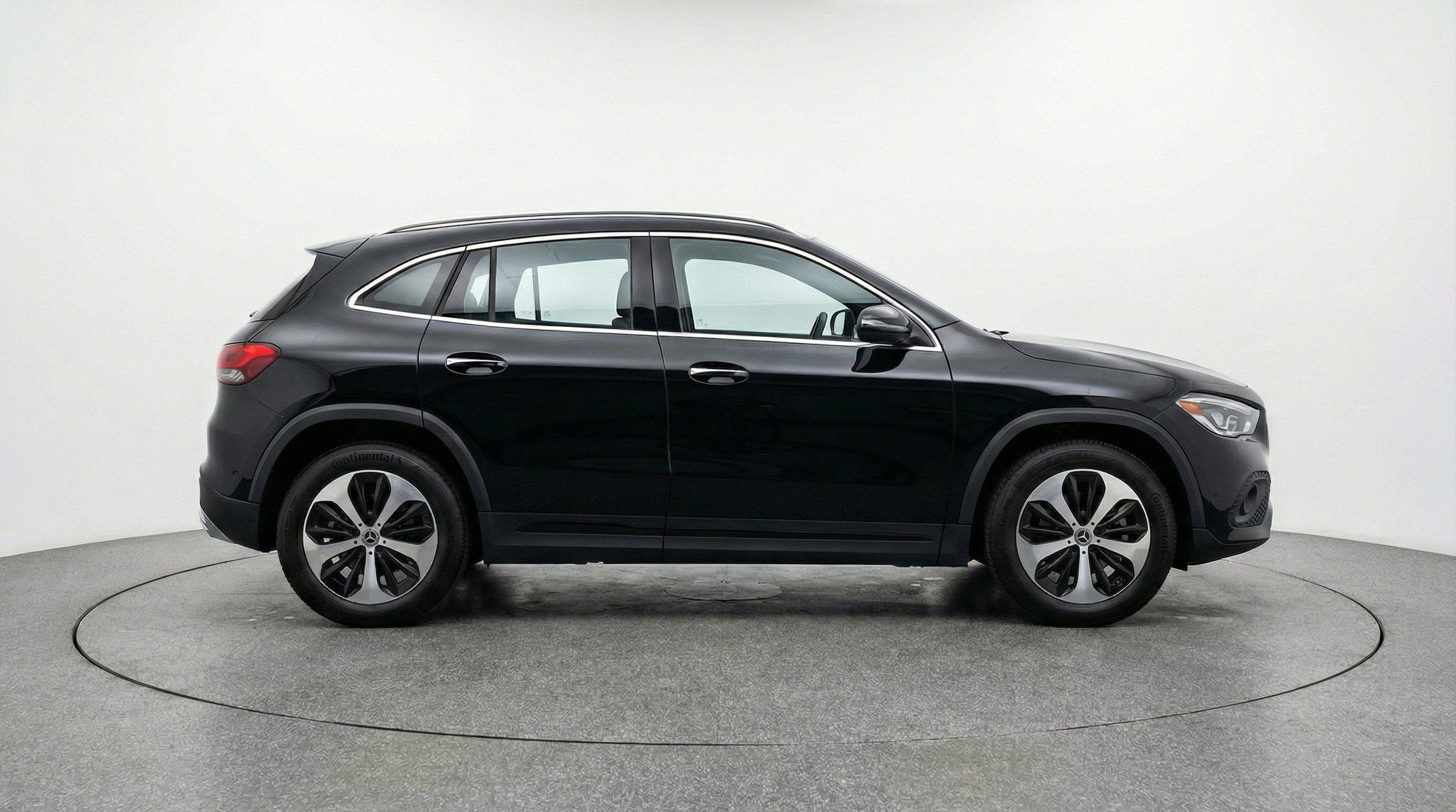 Thumbnail: 2025 Mercedes-Benz GLA - 11