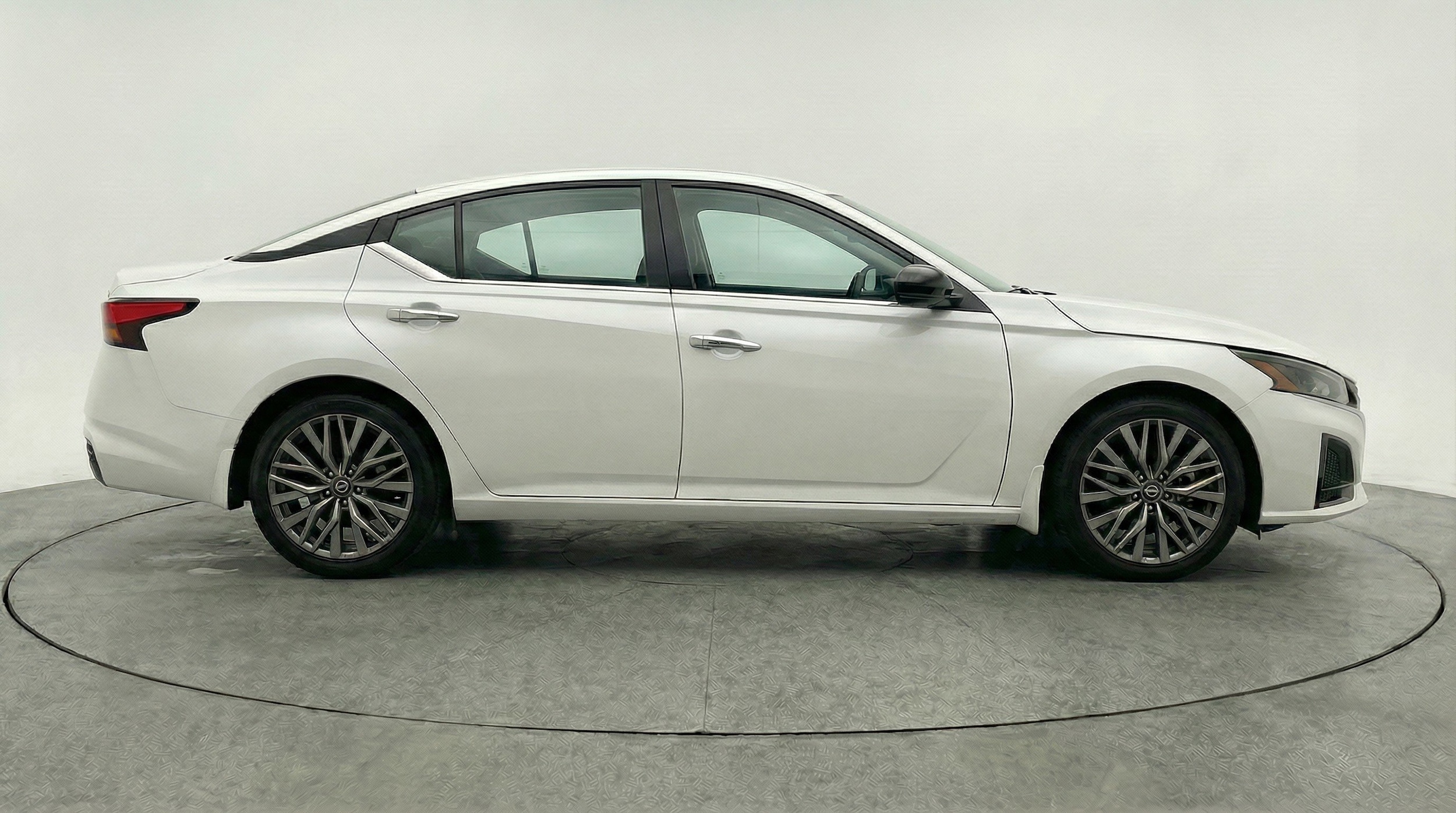 Thumbnail: 2025 Nissan Altima - 11