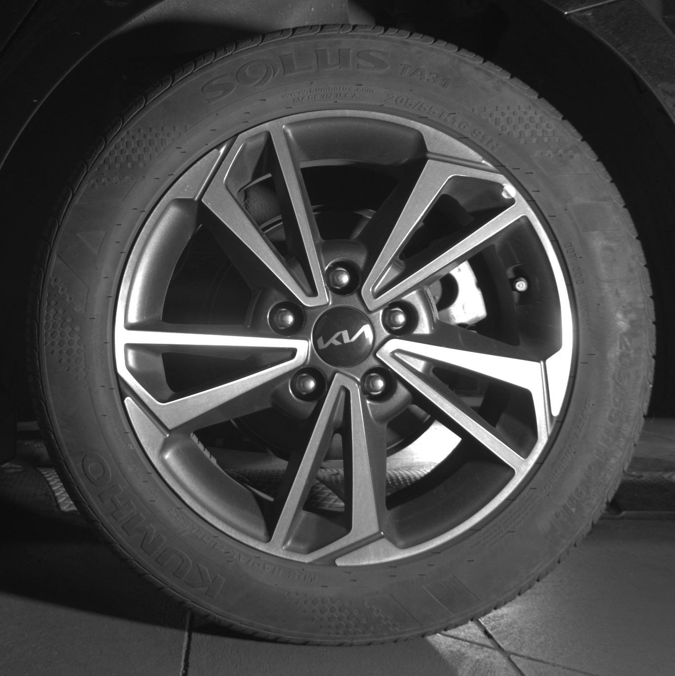 Thumbnail: 2024 Kia Forte - 19