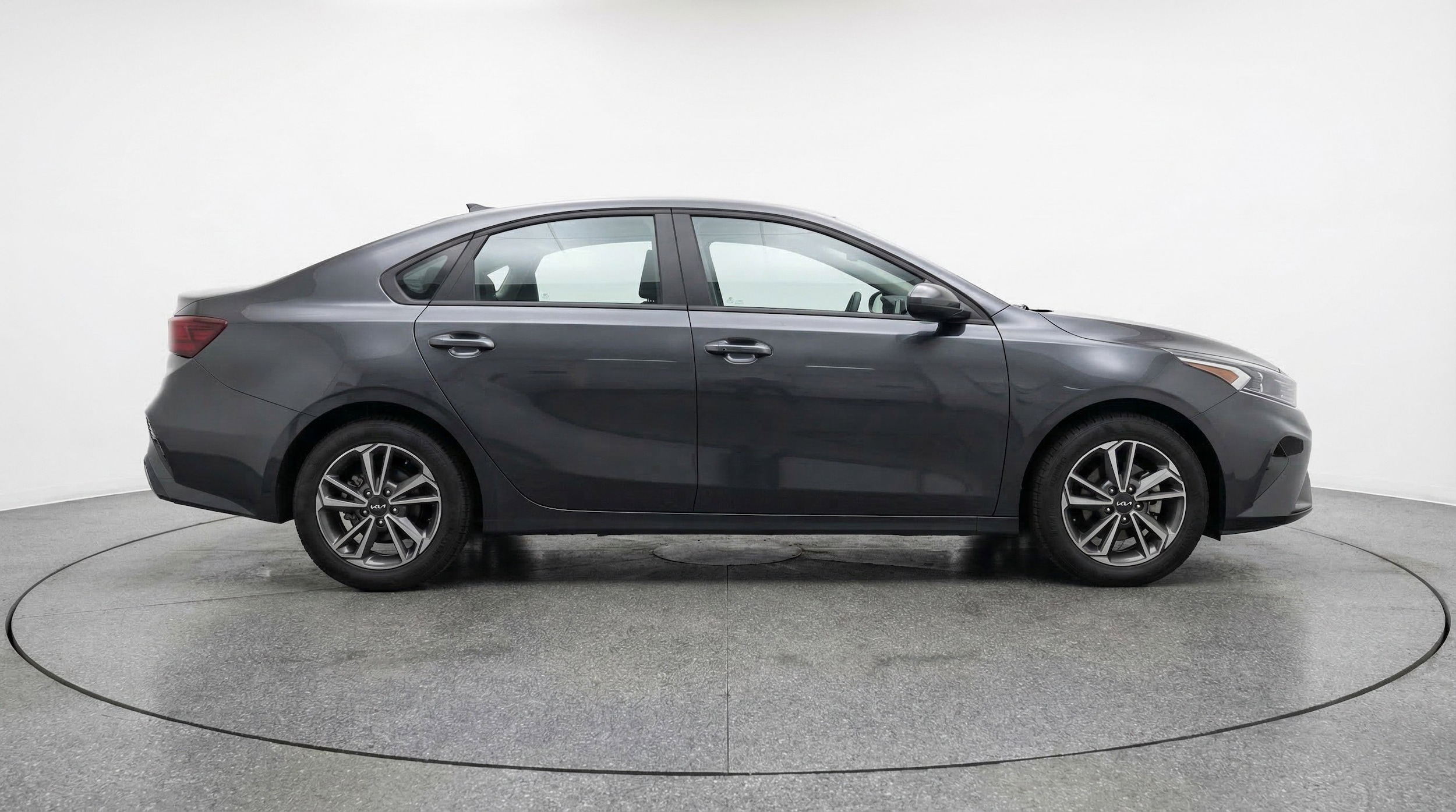 Thumbnail: 2024 Kia Forte - 11