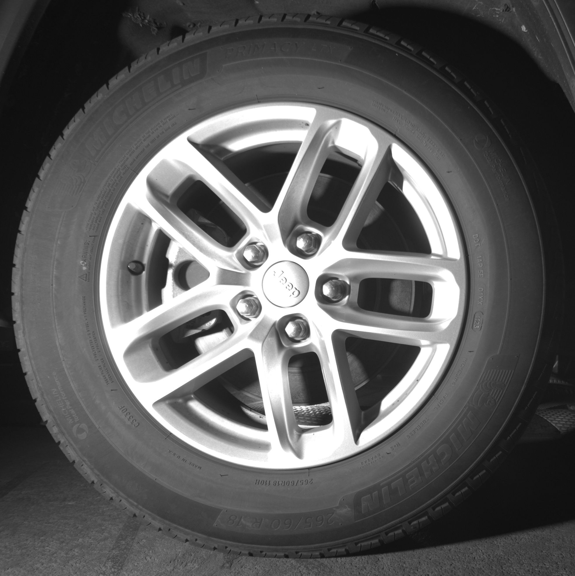 Thumbnail: 2023 Jeep Grand Cherokee - 12