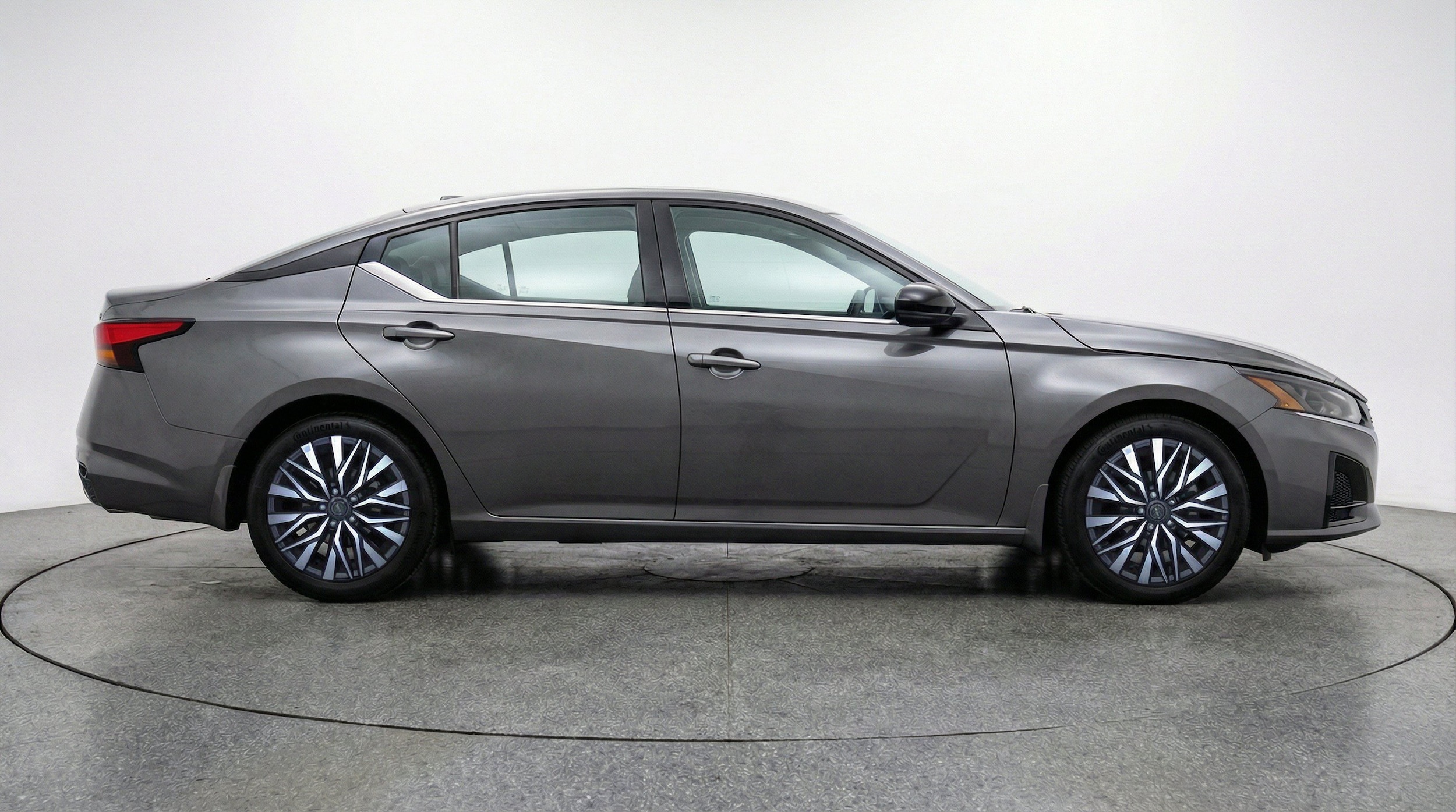 Thumbnail: 2025 Nissan Altima - 10