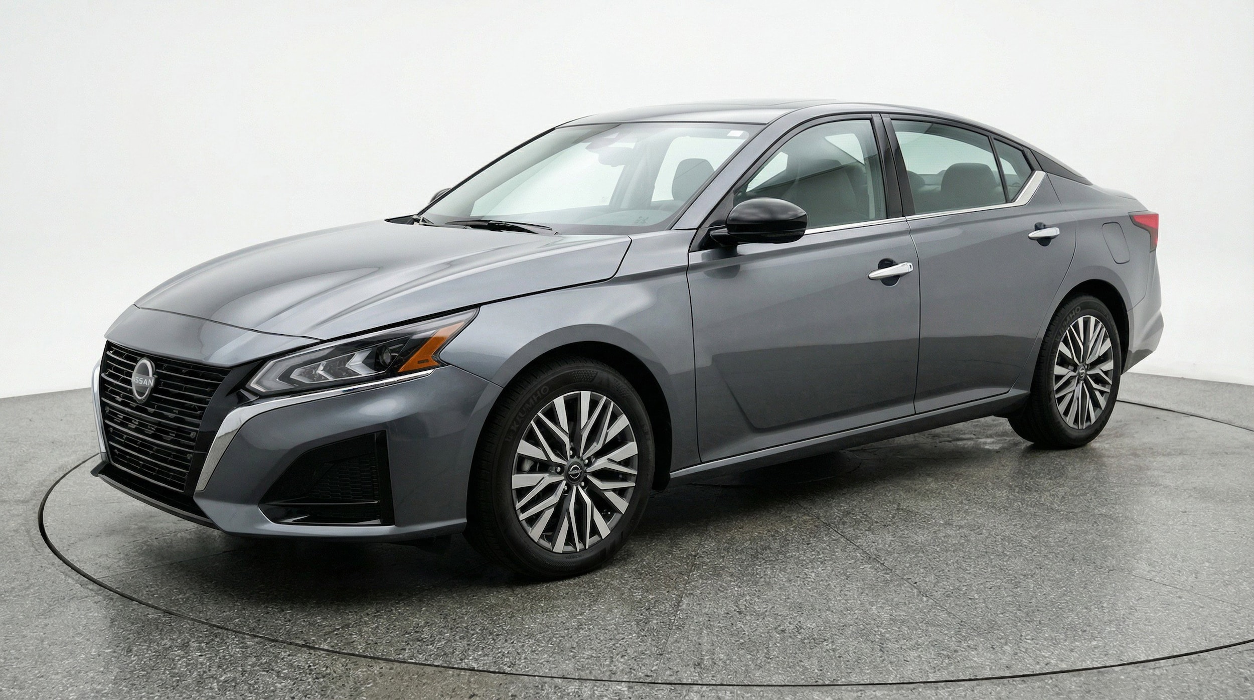 Thumbnail: 2025 Nissan Altima - 3