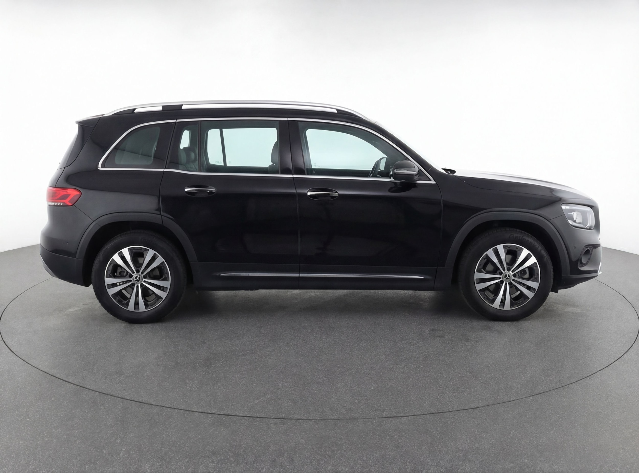 Thumbnail: 2024 Mercedes-Benz GLB - 8