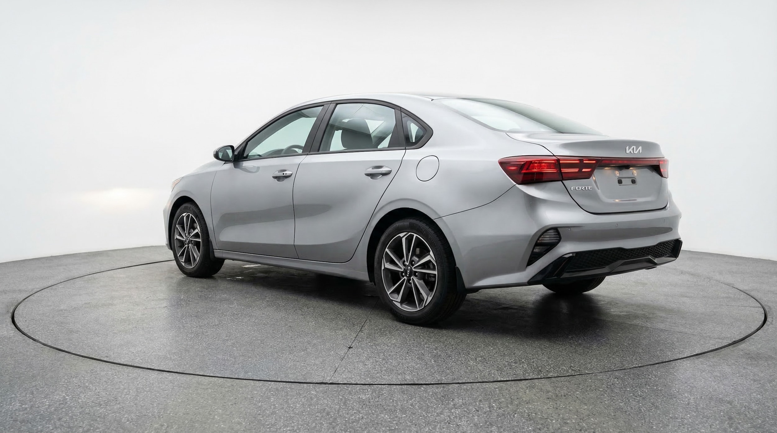 Thumbnail: 2024 Kia Forte - 5