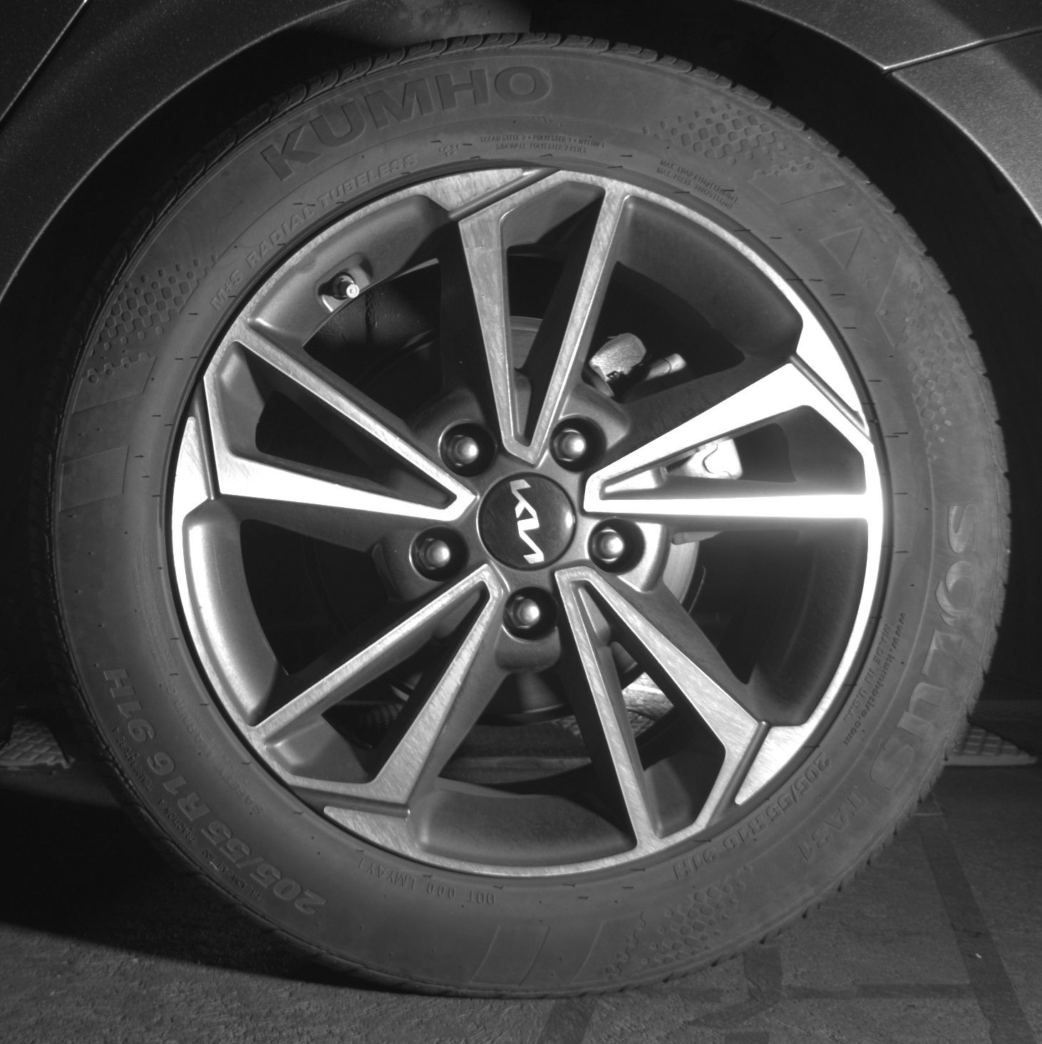 Thumbnail: 2024 Kia Forte - 16