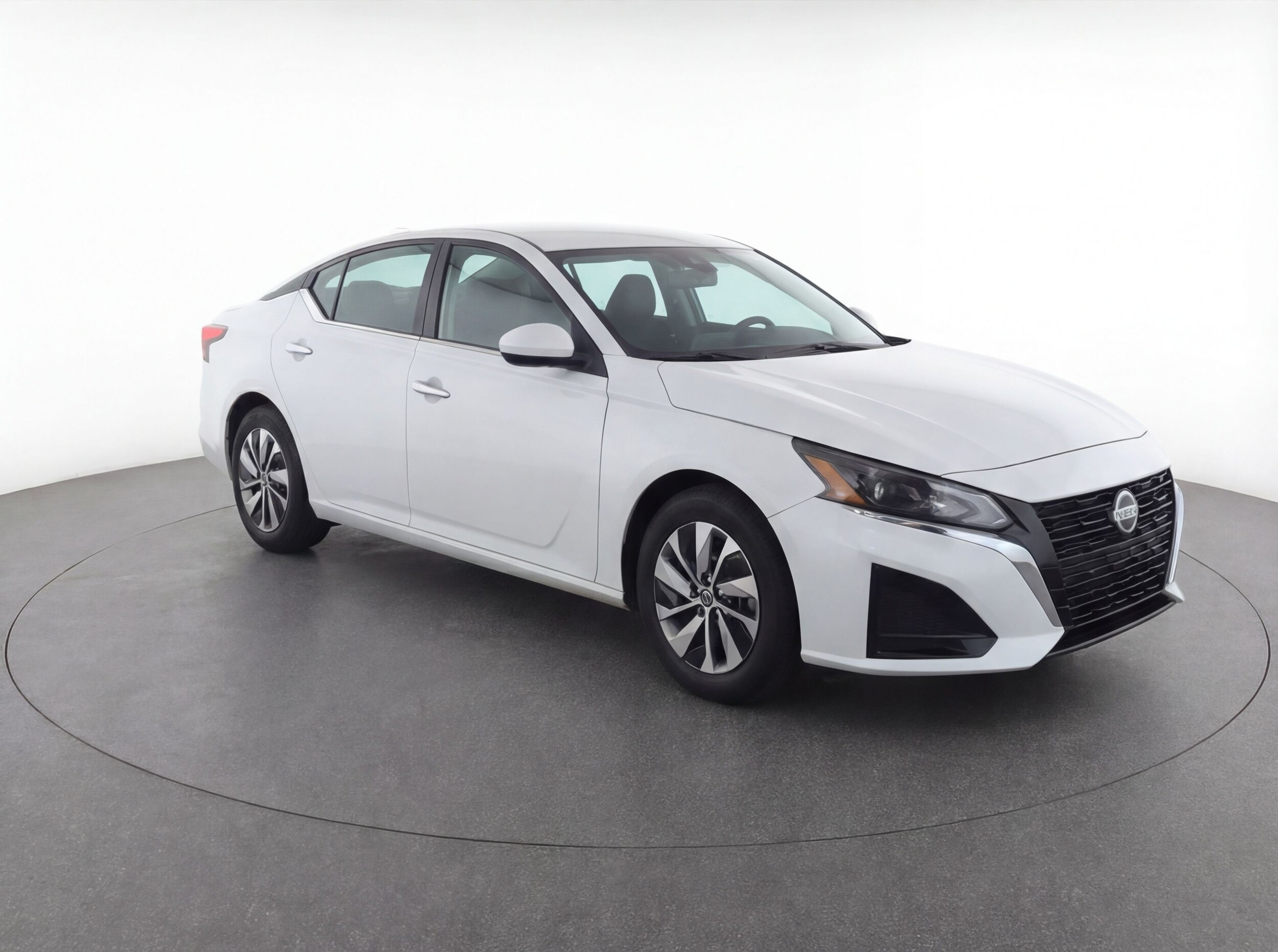 Thumbnail: 2023 Nissan Altima - 1