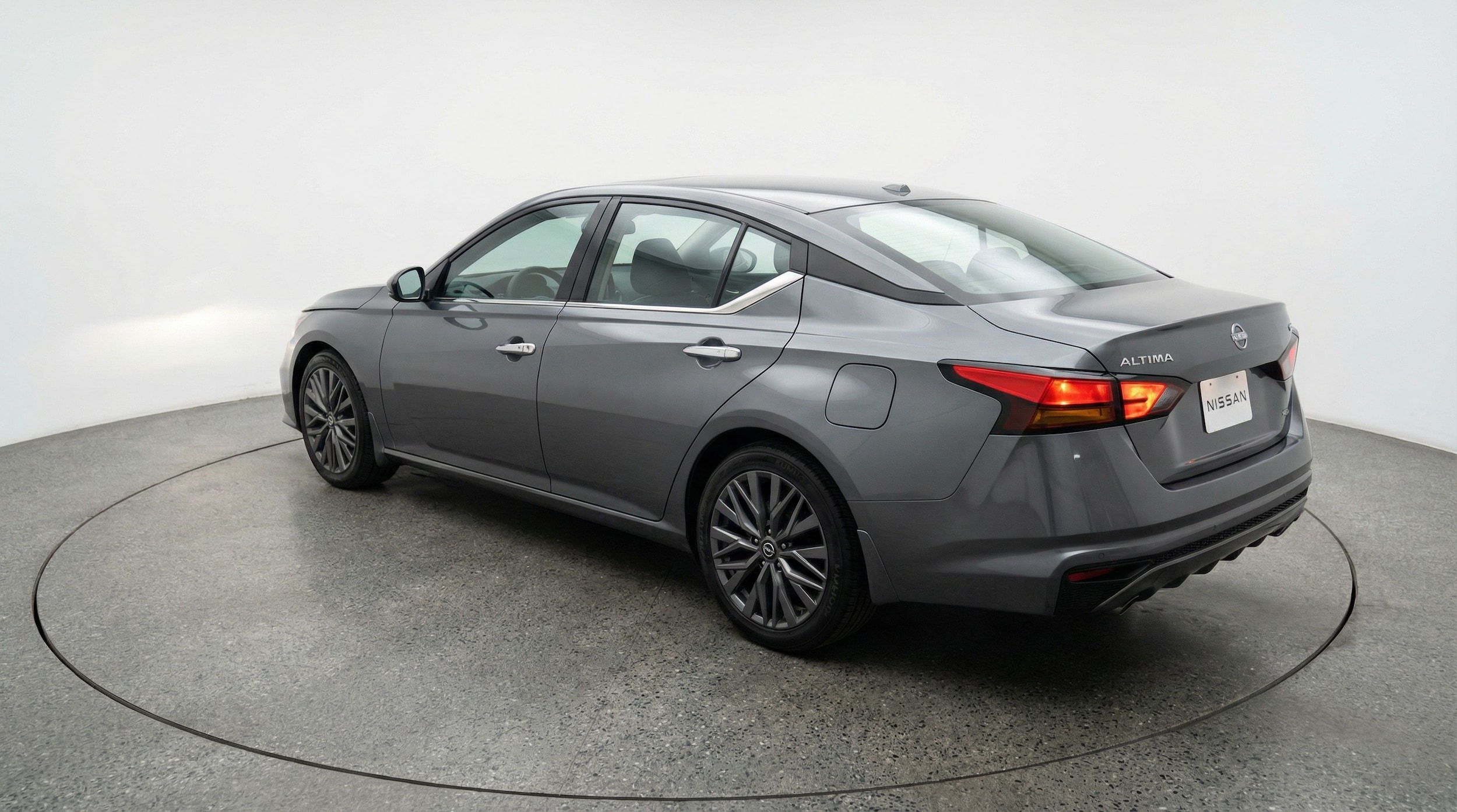 Thumbnail: 2025 Nissan Altima - 5