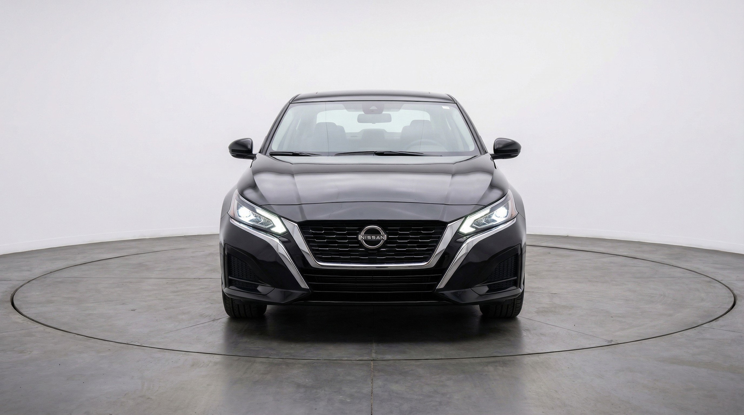 Thumbnail: 2025 Nissan Altima - 2