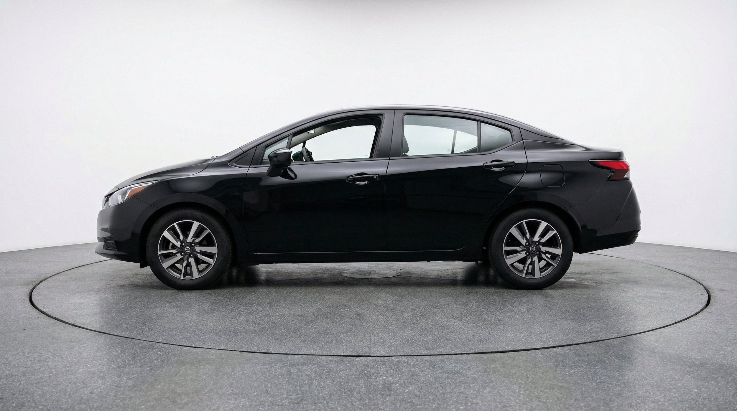 Thumbnail: 2025 Nissan Versa - 5