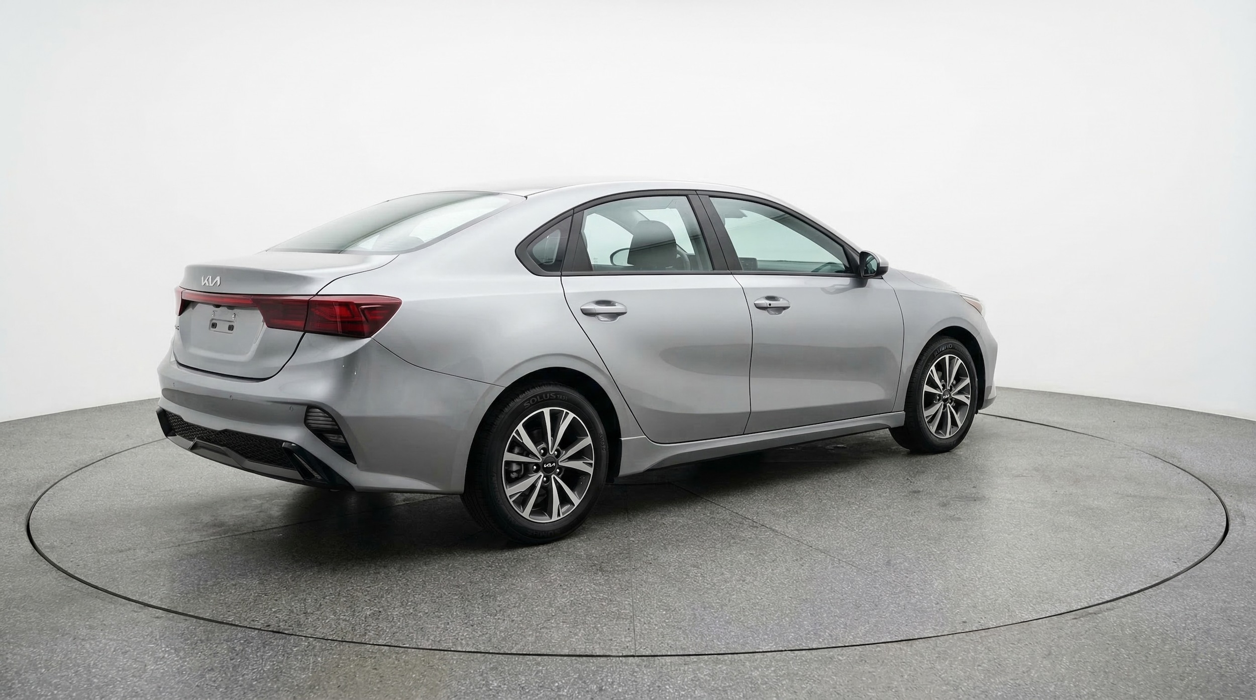 Thumbnail: 2024 Kia Forte - 7