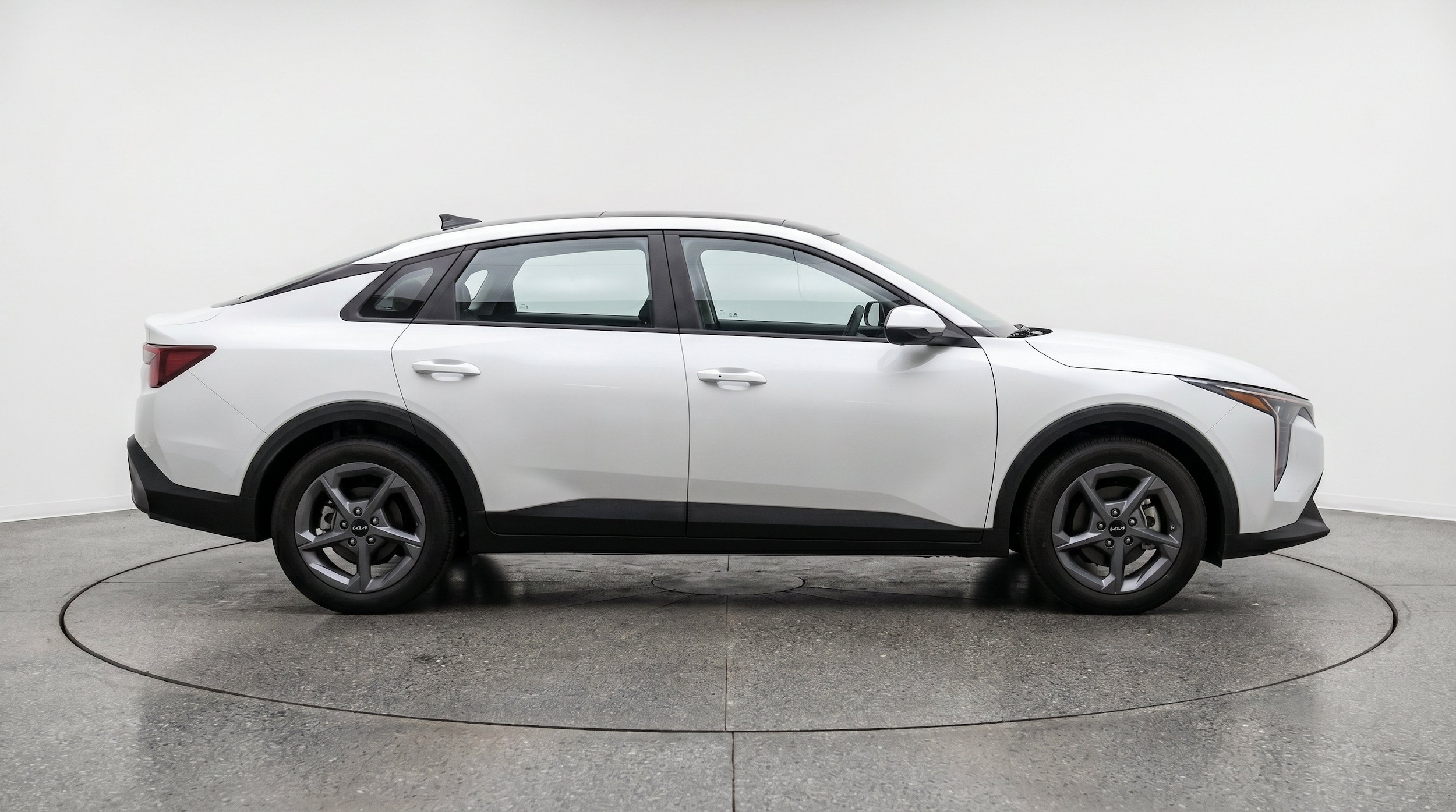 Thumbnail: 2025 Kia K4 - 10