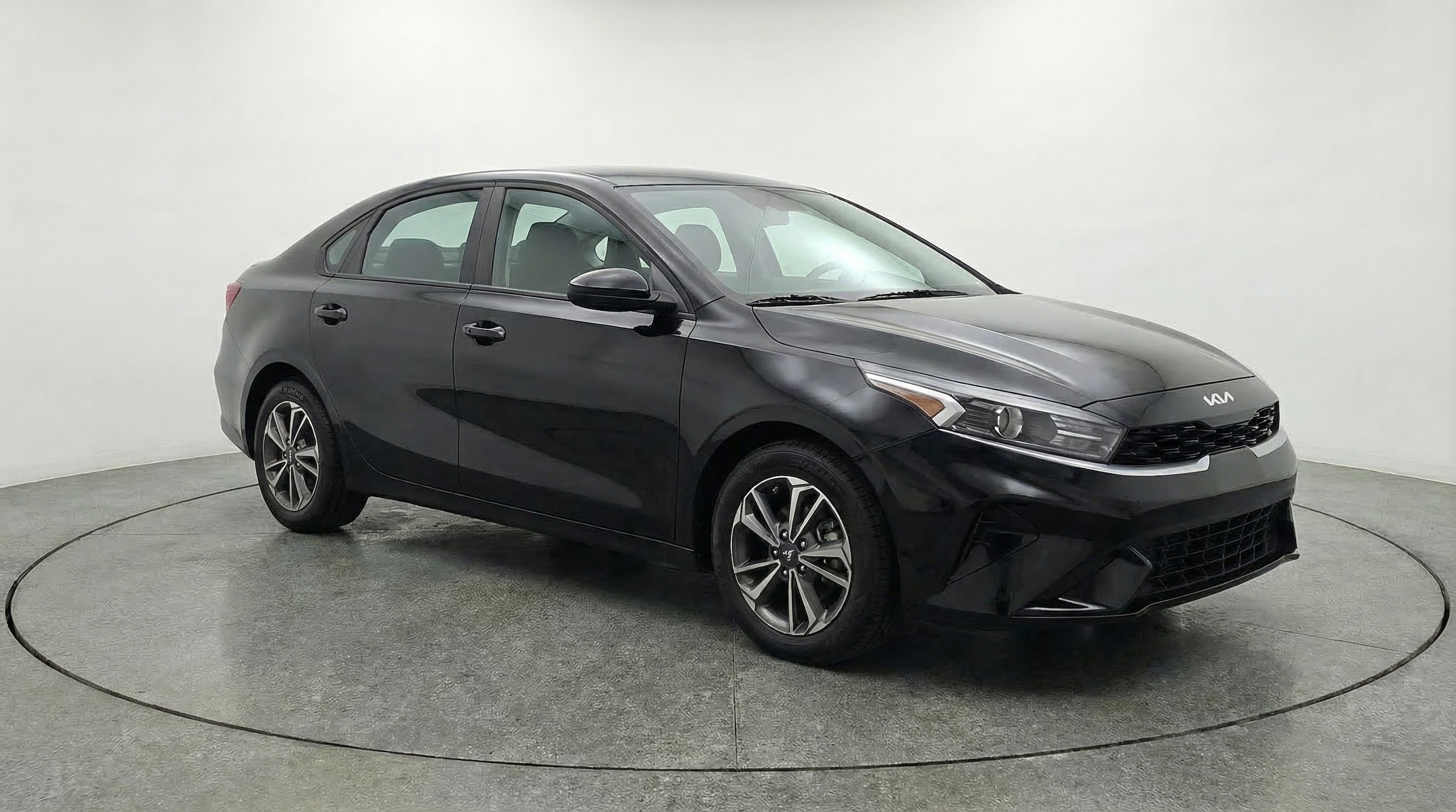 Thumbnail: 2024 Kia Forte - 1