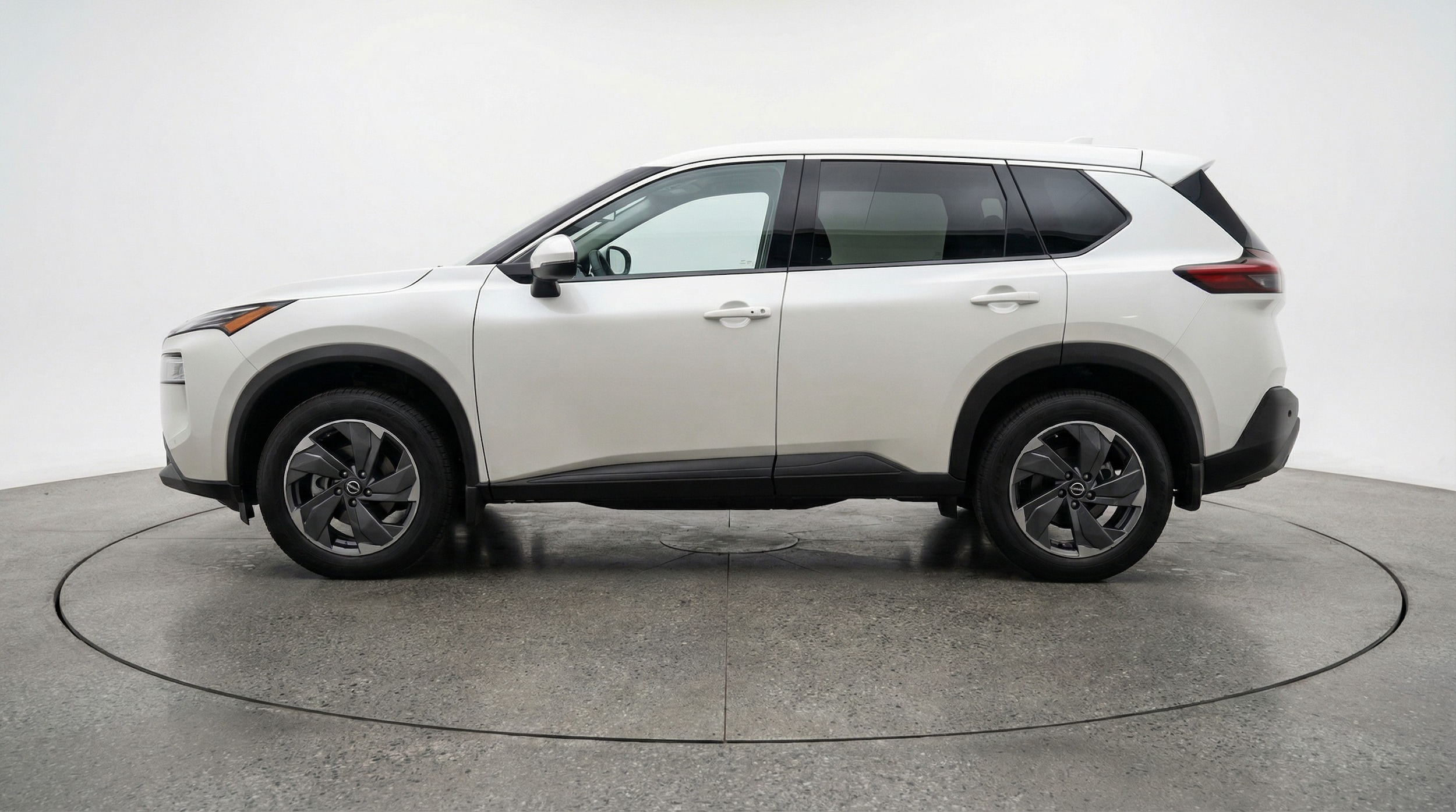 Thumbnail: 2025 Nissan Rogue - 4